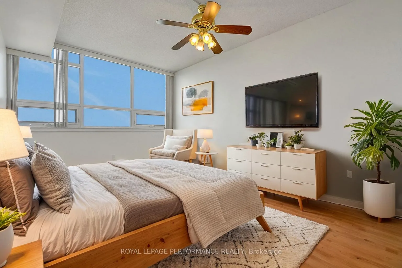 Photo 10 of Unit 2507, 1480 Riverside Drive, Ottawa, Riverview Park — HOMEH