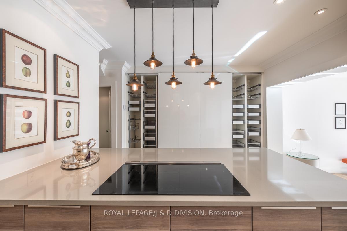 Photo 8 of 245 Glenrose Avenue, Toronto, Rosedale-Moore Park — HOMEH
