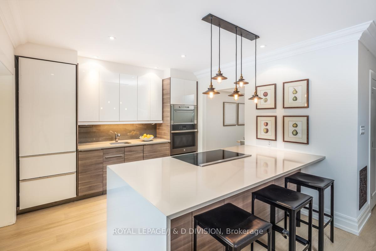 Photo 10 of 245 Glenrose Avenue, Toronto, Rosedale-Moore Park — HOMEH