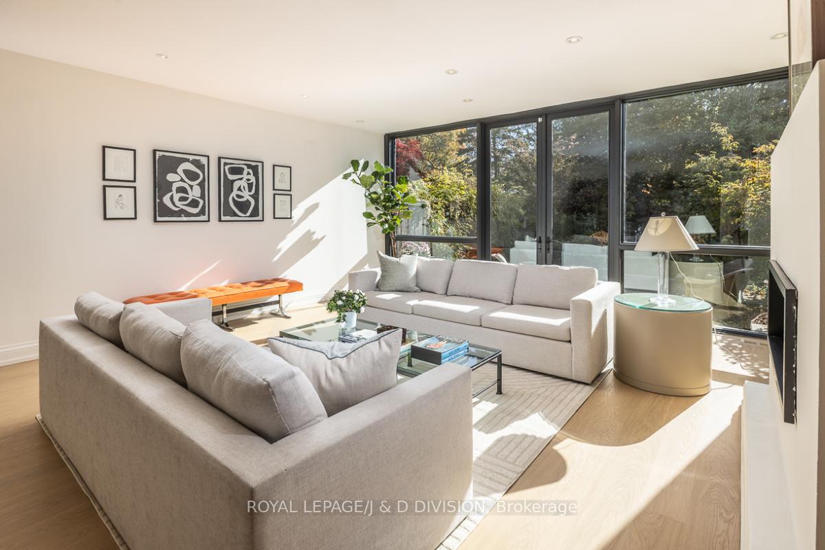 Photo 13 of 245 Glenrose Avenue, Toronto, Rosedale-Moore Park — HOMEH