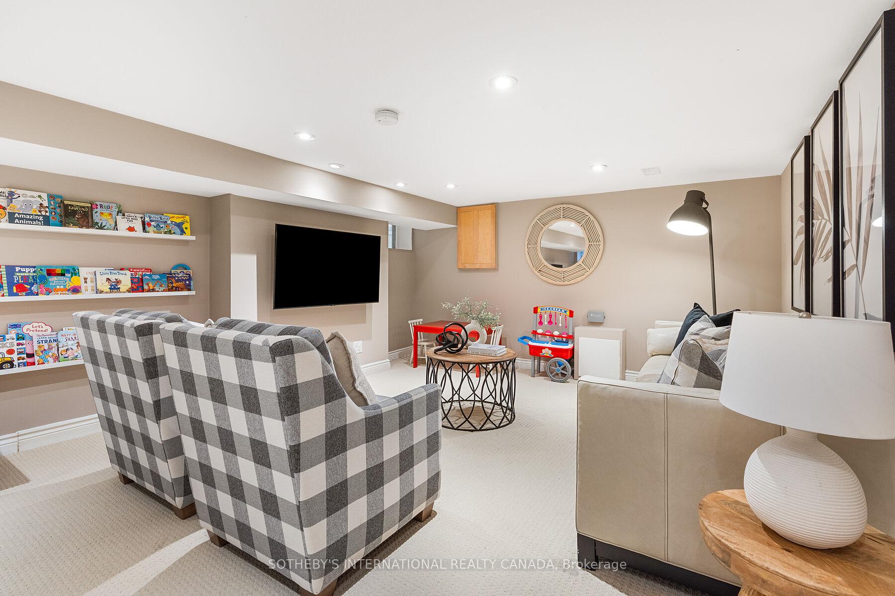 Photo 33 of 251 Bowood Avenue, Toronto, Lawrence Park North — HOMEH