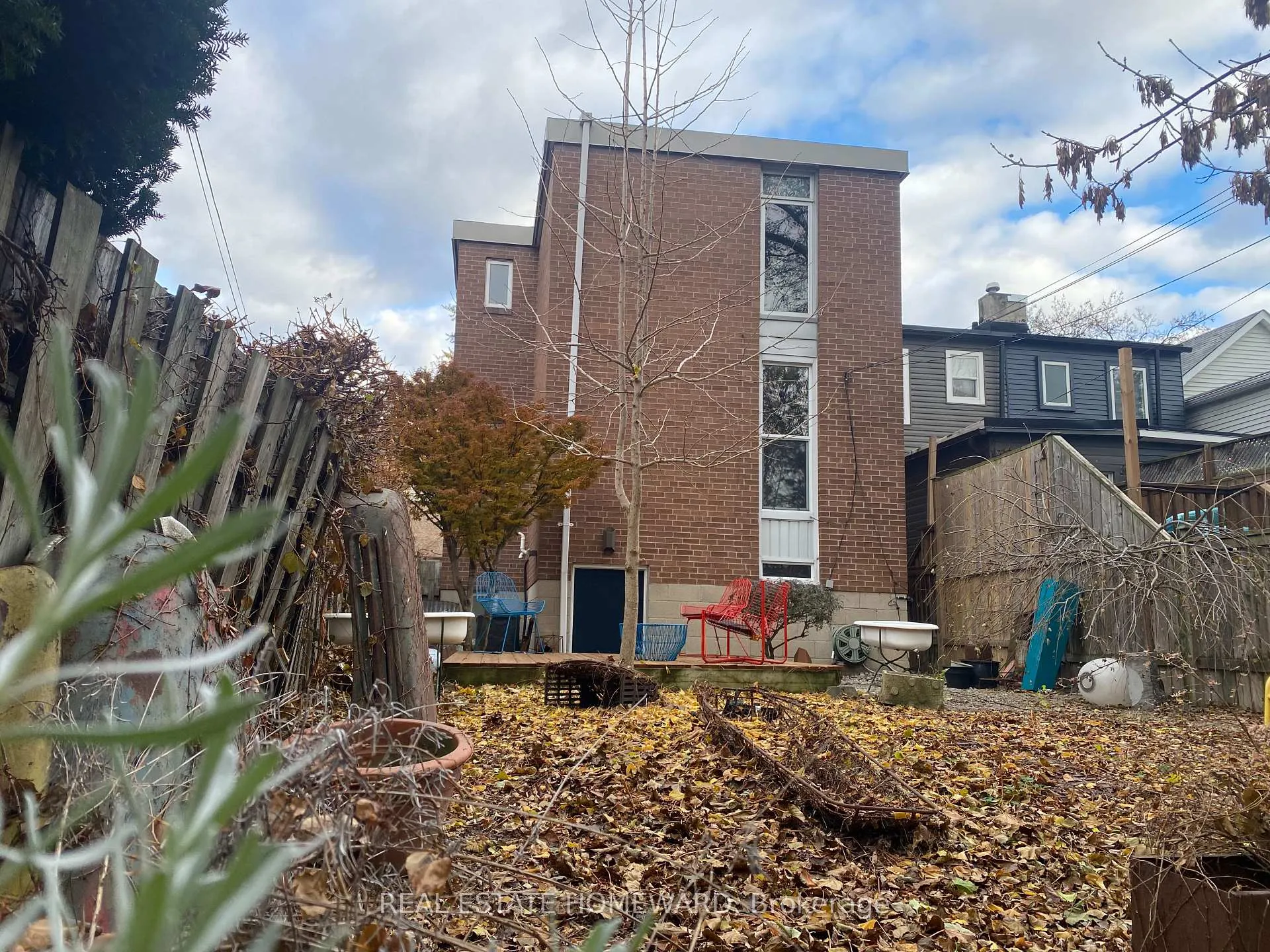 Photo 35 of 302 Rhodes Avenue, Toronto, Greenwood-Coxwell — HOMEH