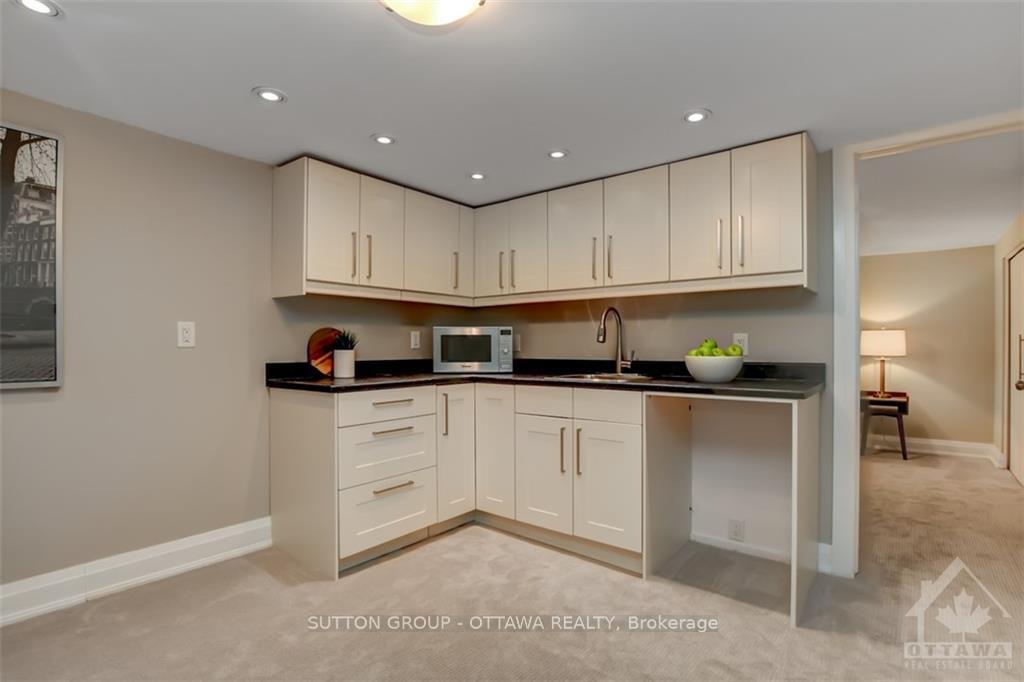 Photo 13 of 17 Petty Street, Ottawa, Merivale Gardens — HOMEH