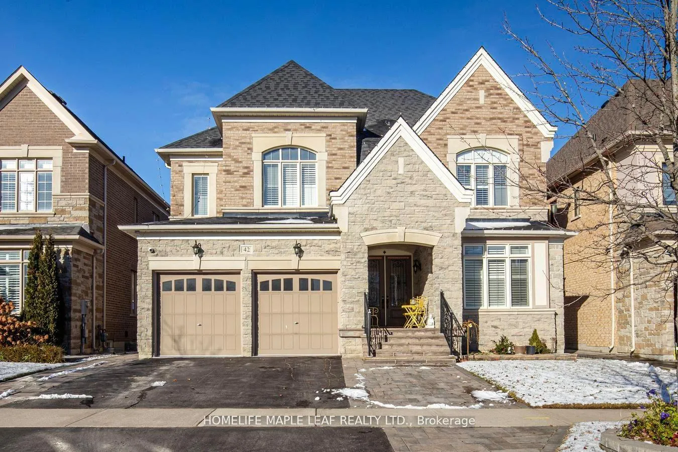 Photo 1 of 42 Foothills Crescent, Brampton, Toronto Gore Rural Estate — HOMEH