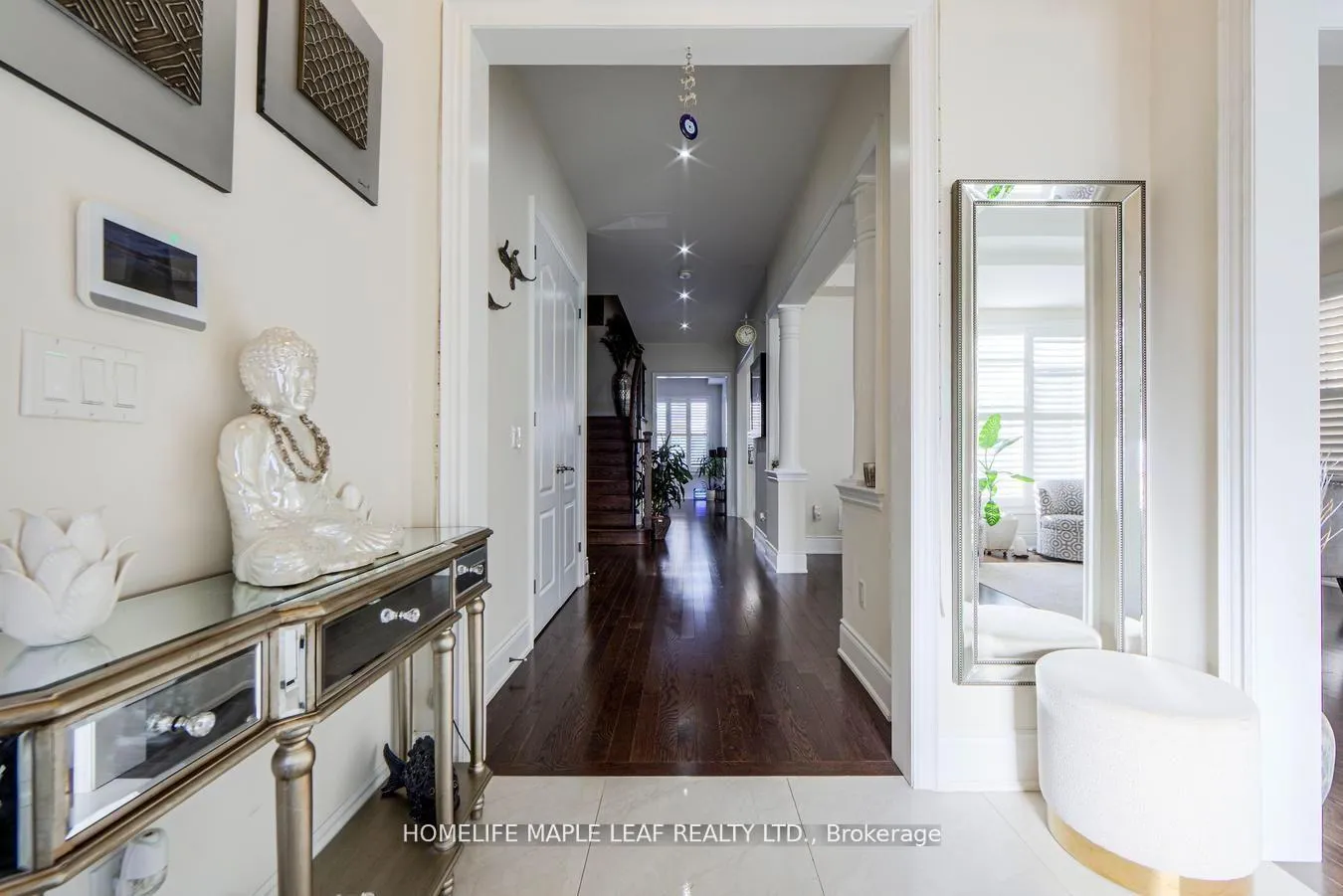 Photo 8 of 42 Foothills Crescent, Brampton, Toronto Gore Rural Estate — HOMEH