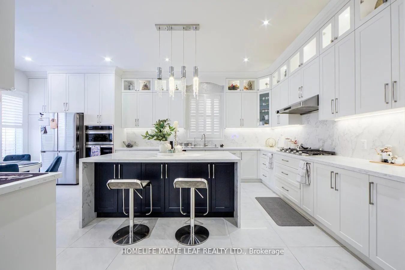 Photo 13 of 42 Foothills Crescent, Brampton, Toronto Gore Rural Estate — HOMEH