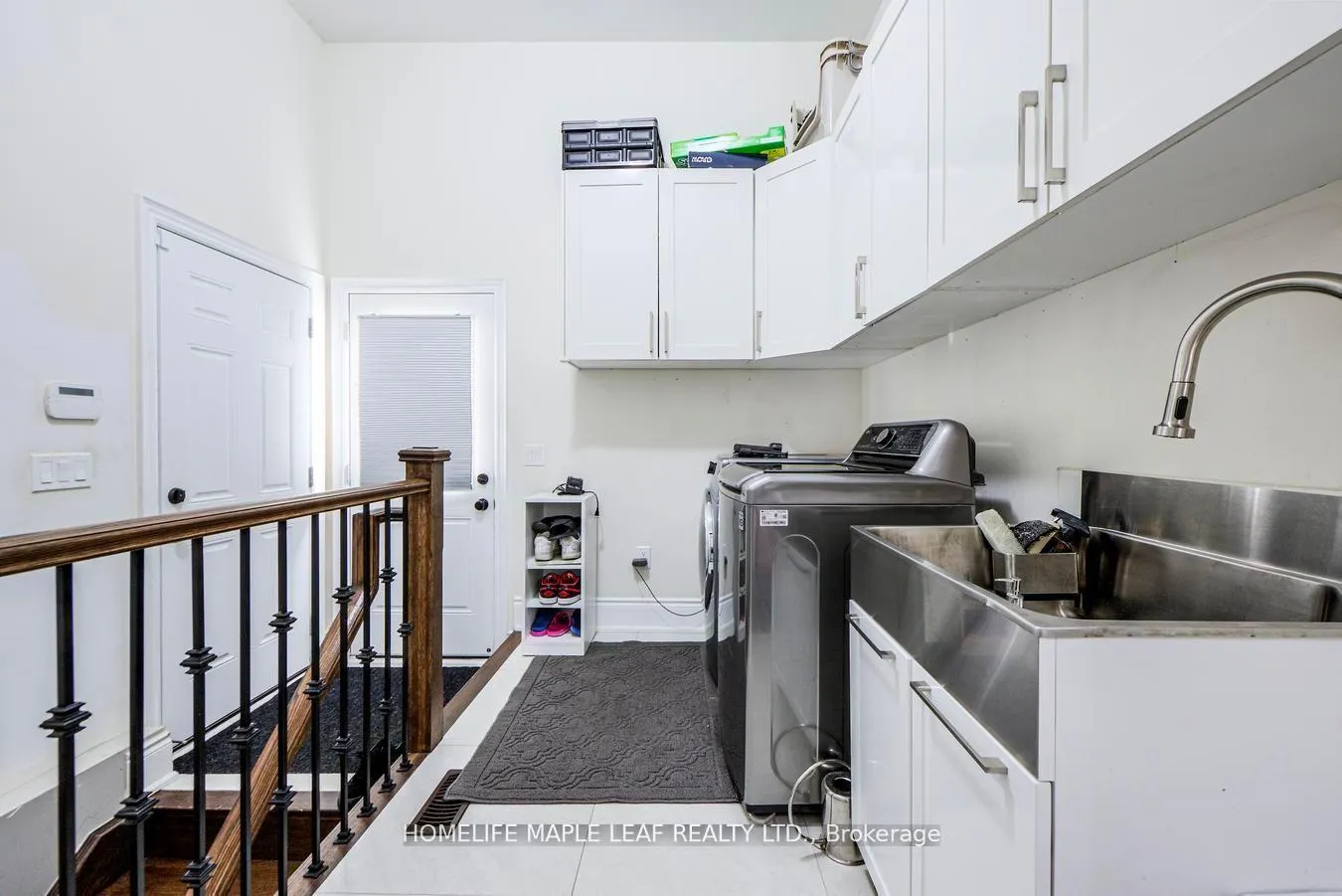 Photo 21 of 42 Foothills Crescent, Brampton, Toronto Gore Rural Estate — HOMEH