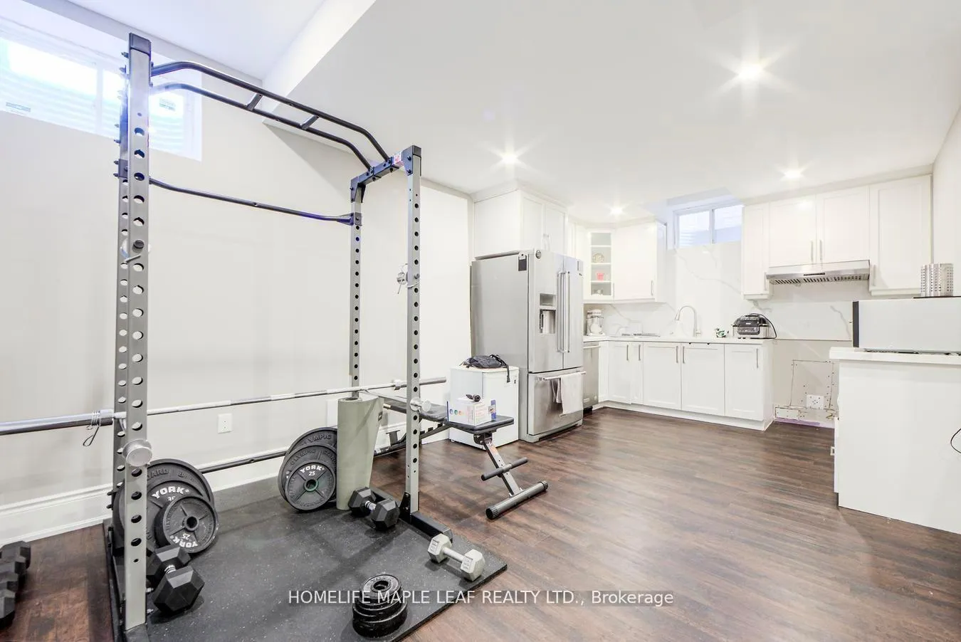 Photo 41 of 42 Foothills Crescent, Brampton, Toronto Gore Rural Estate — HOMEH