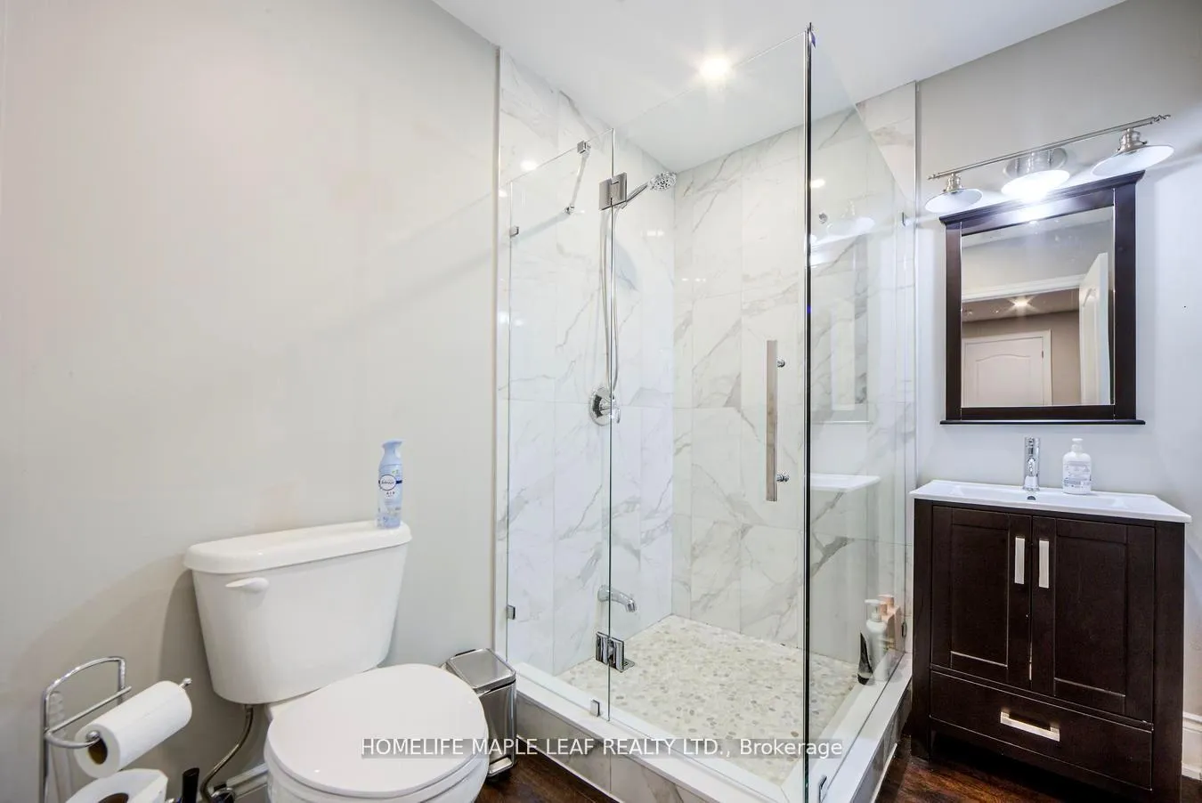 Photo 43 of 42 Foothills Crescent, Brampton, Toronto Gore Rural Estate — HOMEH