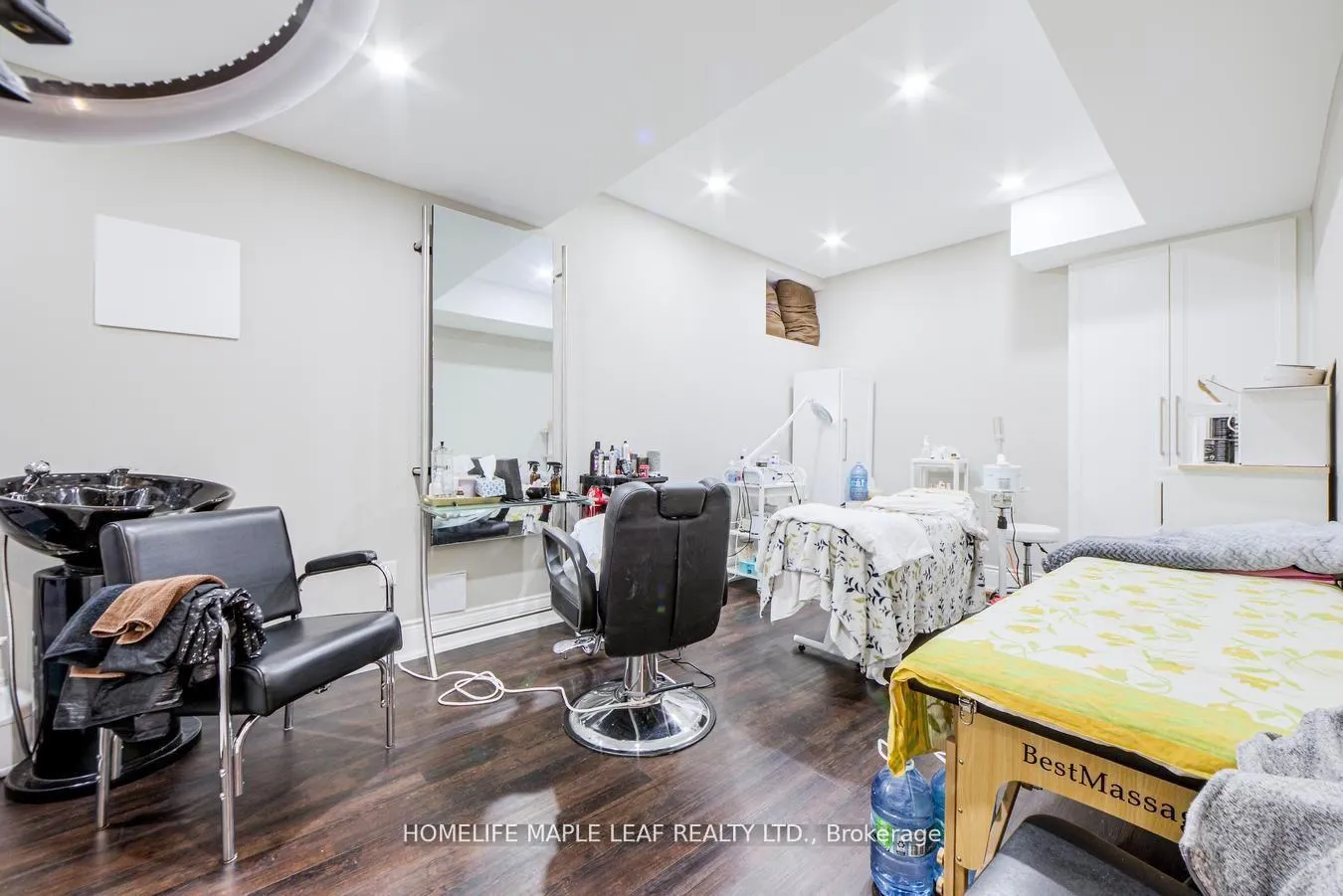 Photo 44 of 42 Foothills Crescent, Brampton, Toronto Gore Rural Estate — HOMEH