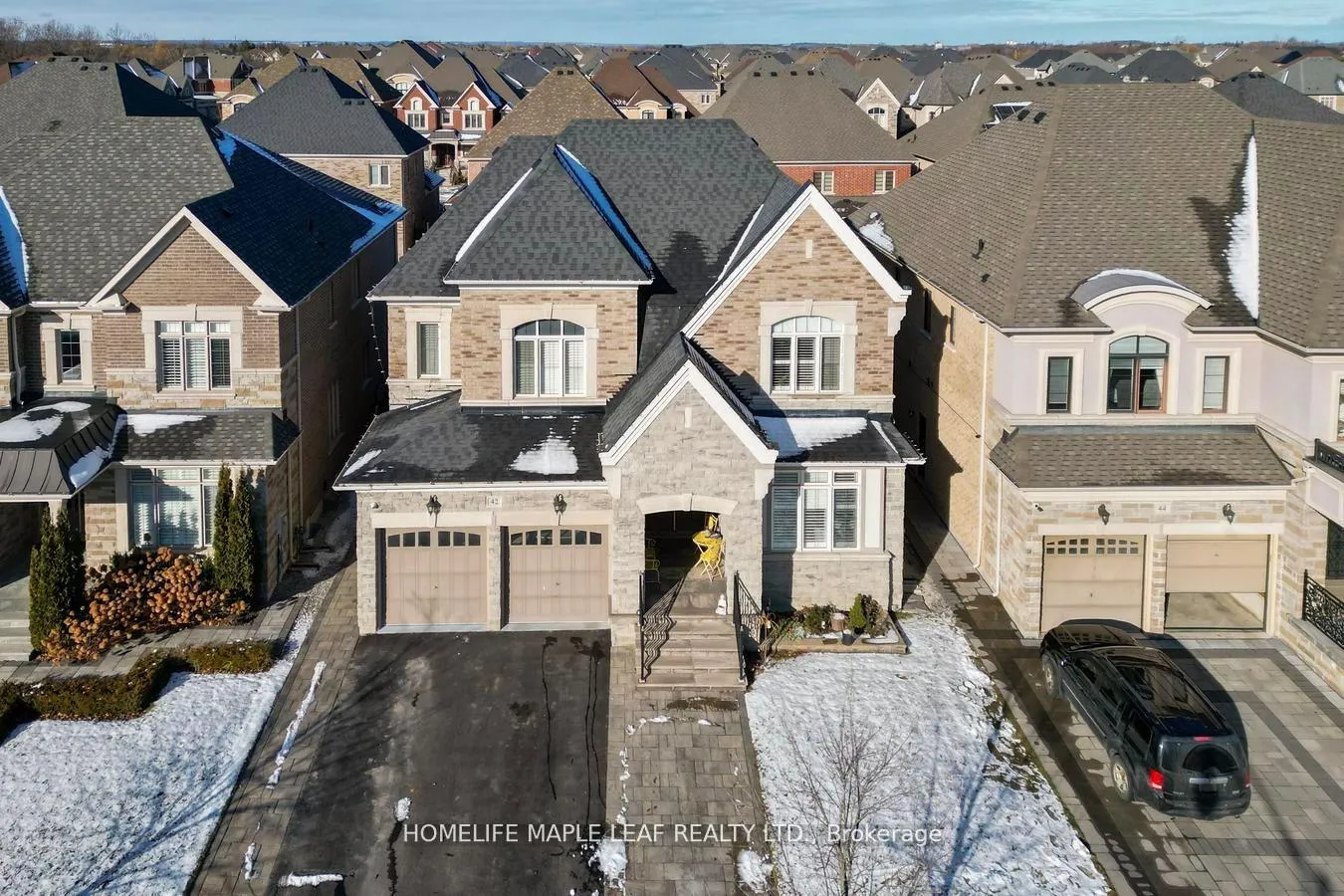 Photo 50 of 42 Foothills Crescent, Brampton, Toronto Gore Rural Estate — HOMEH