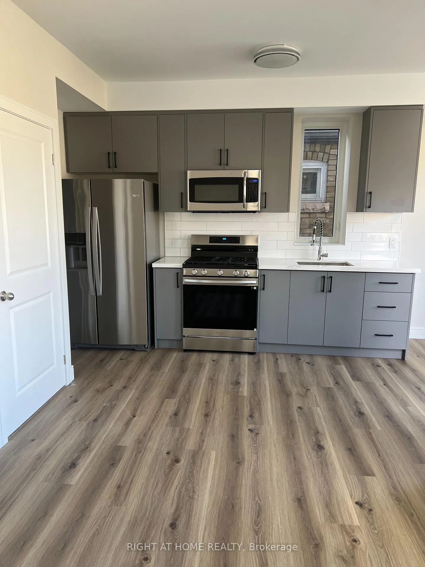 Photo 12 of Unit 1, 32 Cadorna Avenue, Toronto, Danforth Village-East York — HOMEH