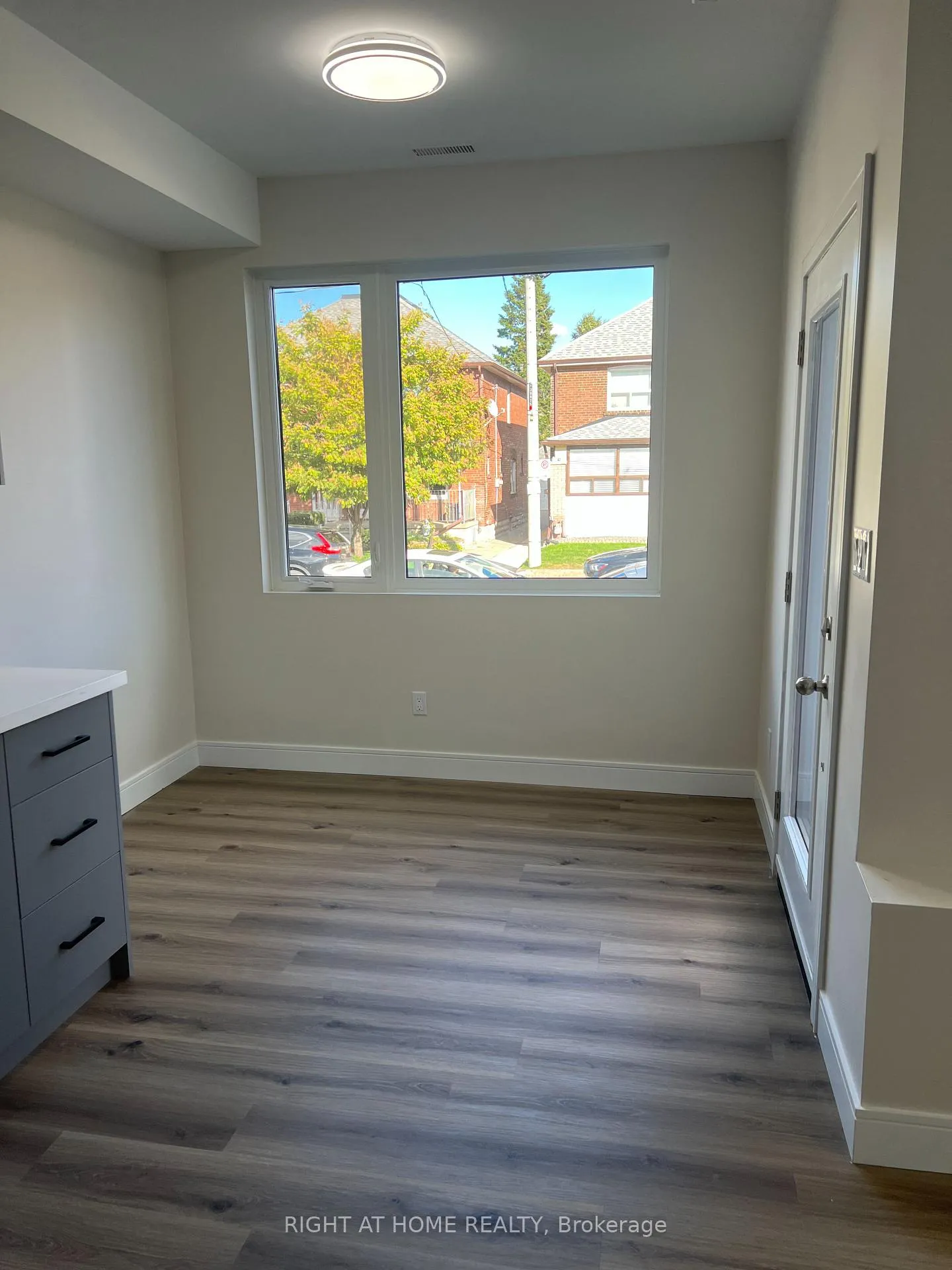 Photo 15 of Unit 1, 32 Cadorna Avenue, Toronto, Danforth Village-East York — HOMEH