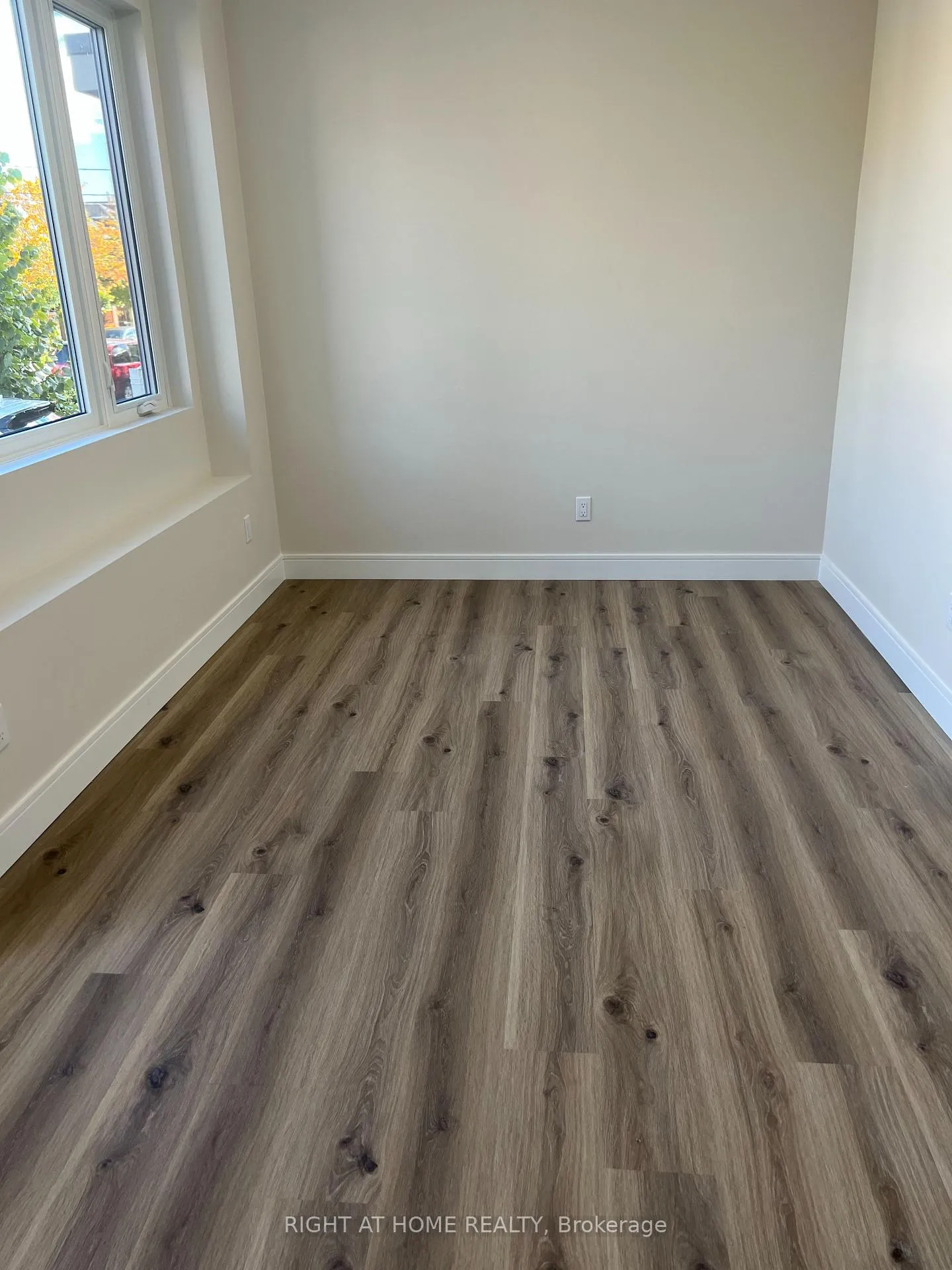 Photo 16 of Unit 1, 32 Cadorna Avenue, Toronto, Danforth Village-East York — HOMEH