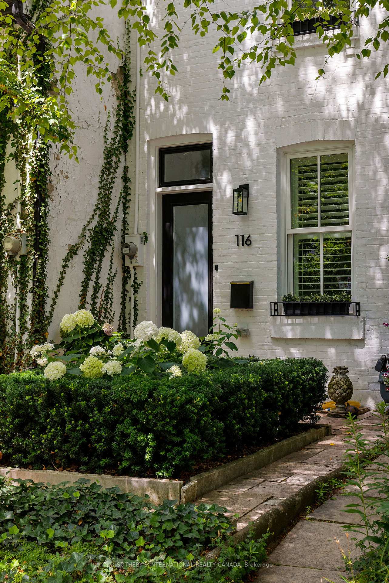Photo 1 of 116 Shaftesbury Avenue, Toronto, Rosedale-Moore Park — HOMEH