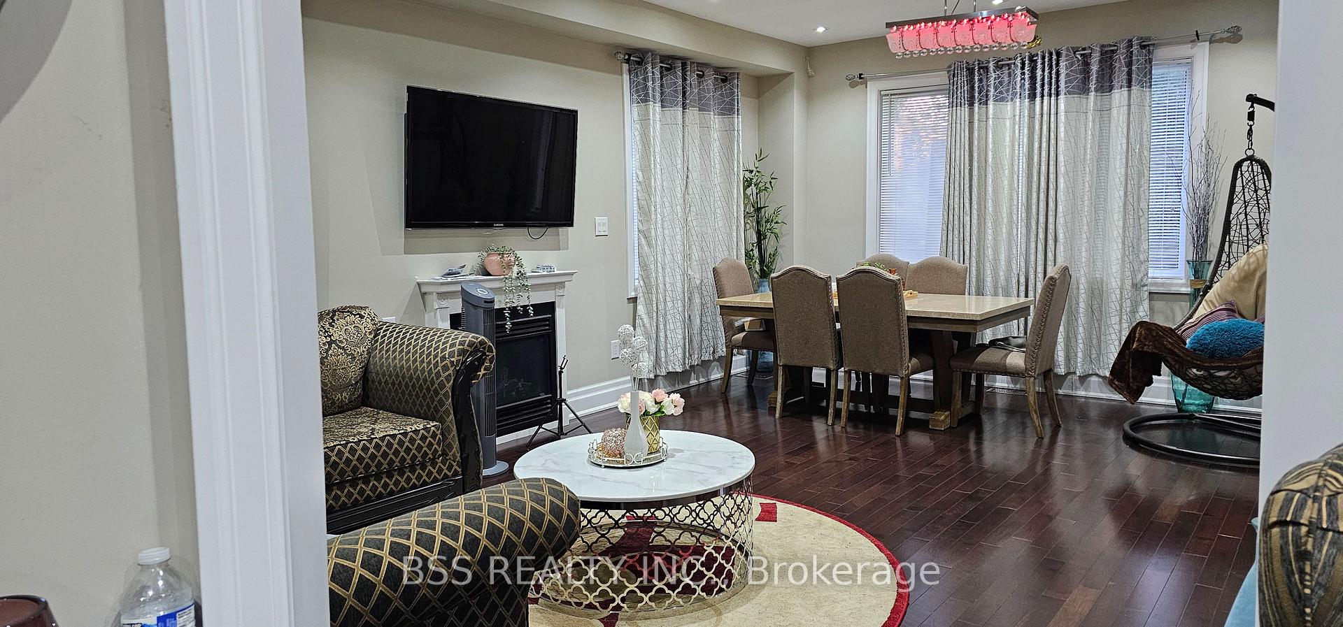 Photo 2 of 100 Meighen Avenue, Toronto, O'Connor-Parkview — HOMEH