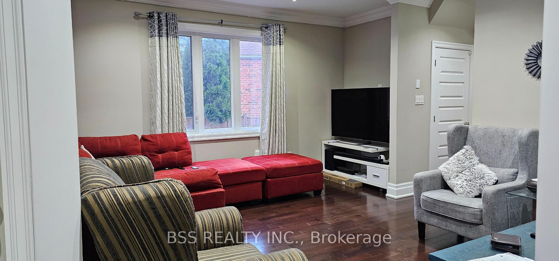 Photo 7 of 100 Meighen Avenue, Toronto, O'Connor-Parkview — HOMEH