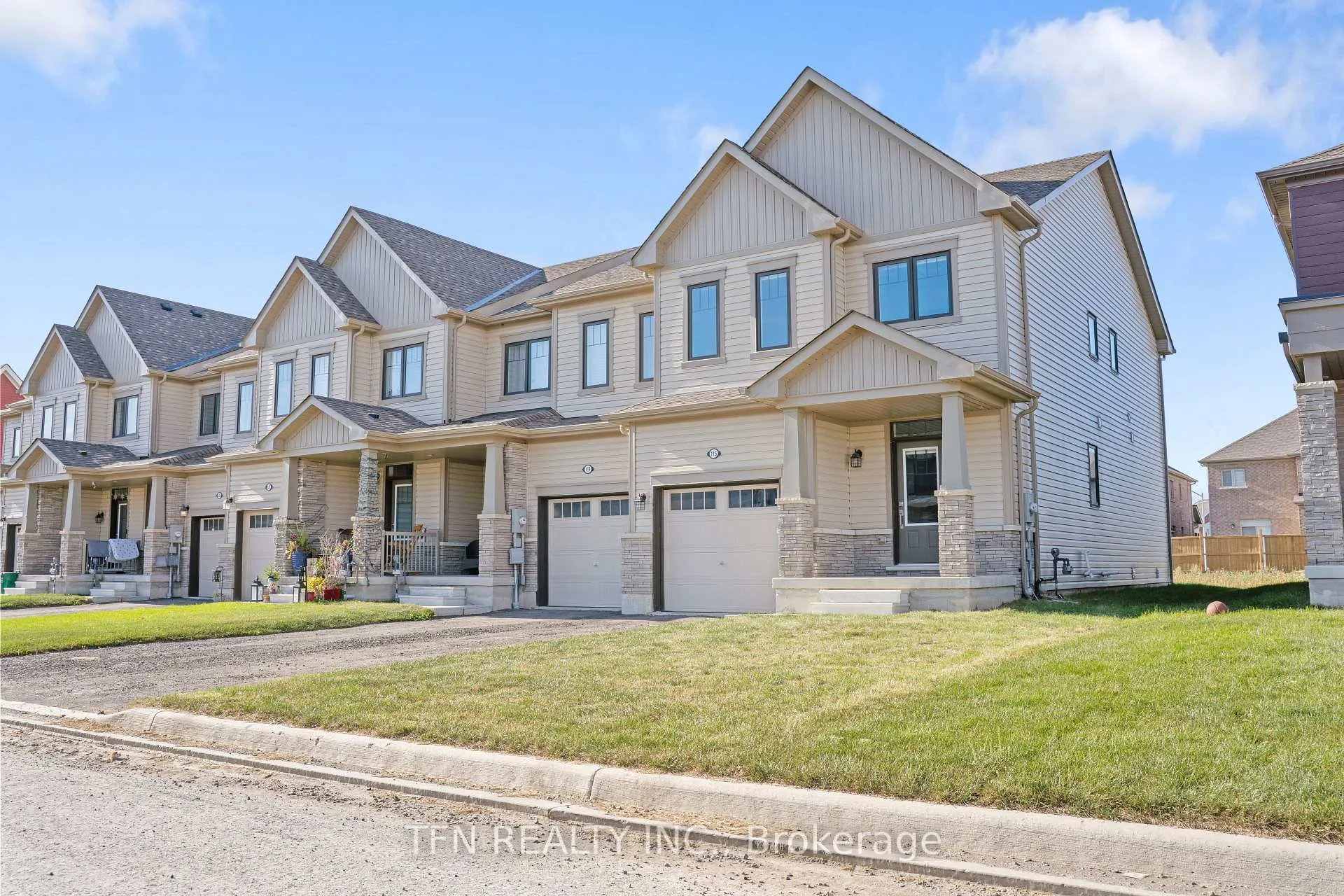 Photo 1 of 115 Velvet Way, Thorold, Rolling Meadows — HOMEH