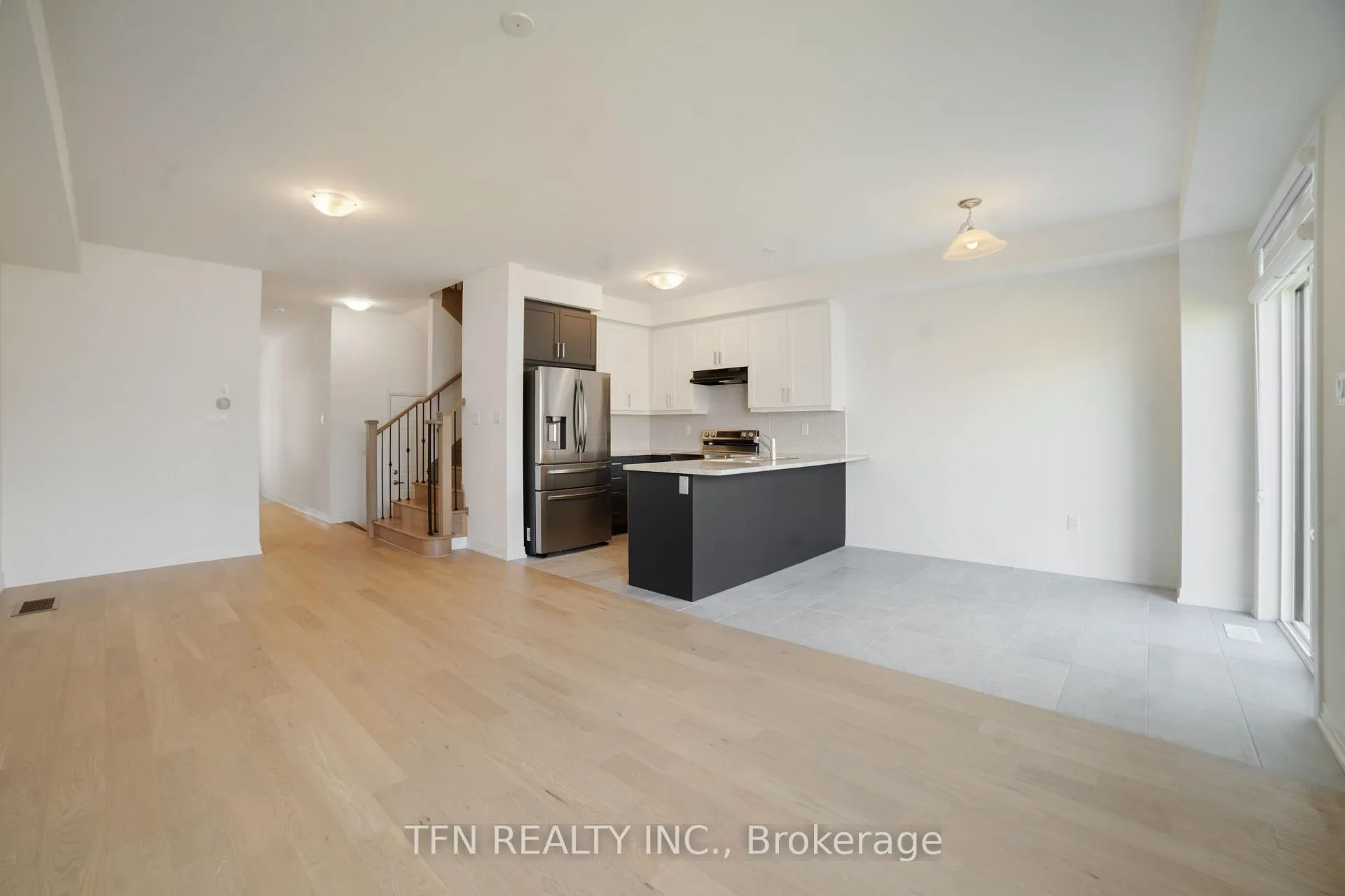 Photo 4 of 115 Velvet Way, Thorold, Rolling Meadows — HOMEH
