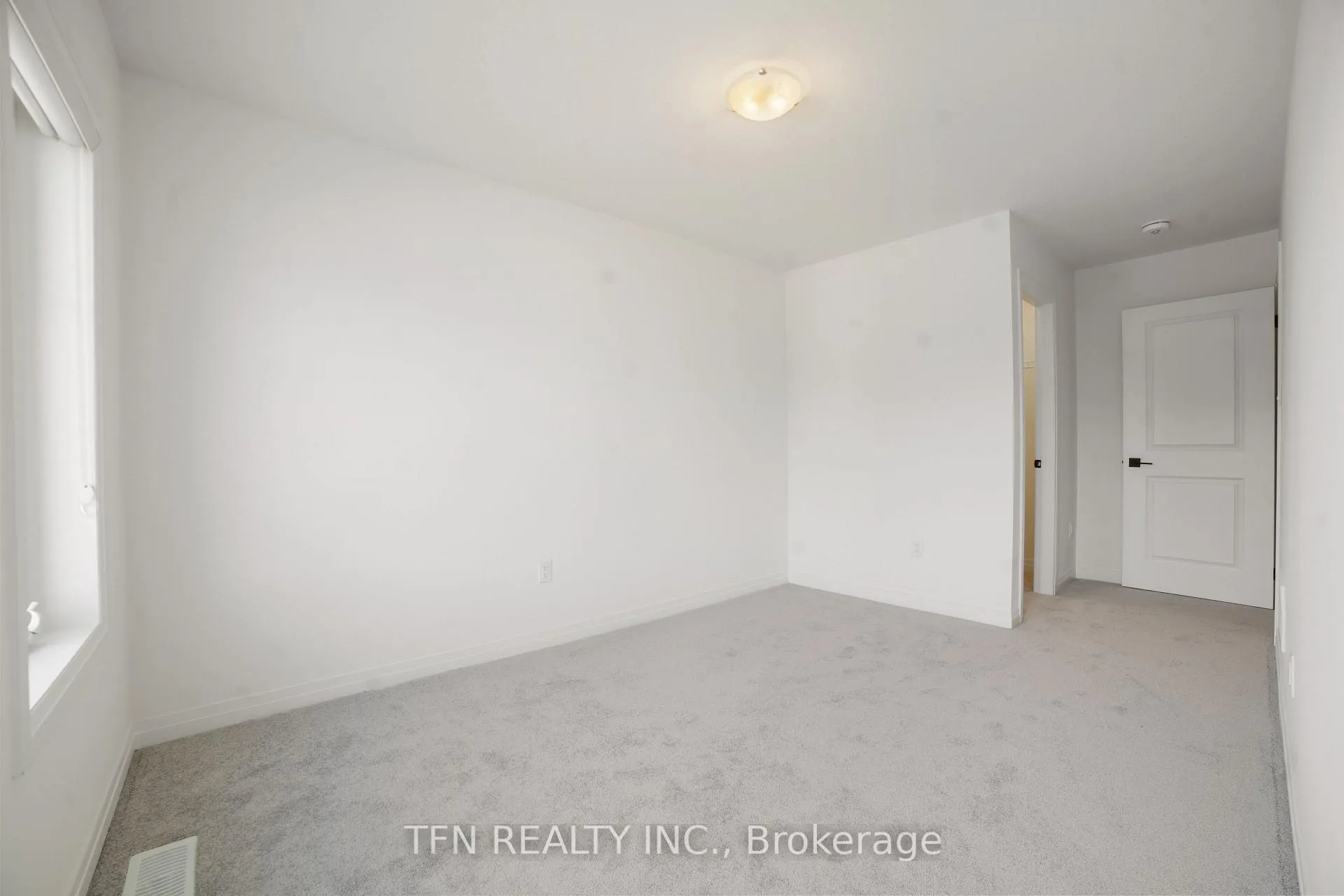 Photo 12 of 115 Velvet Way, Thorold, Rolling Meadows — HOMEH