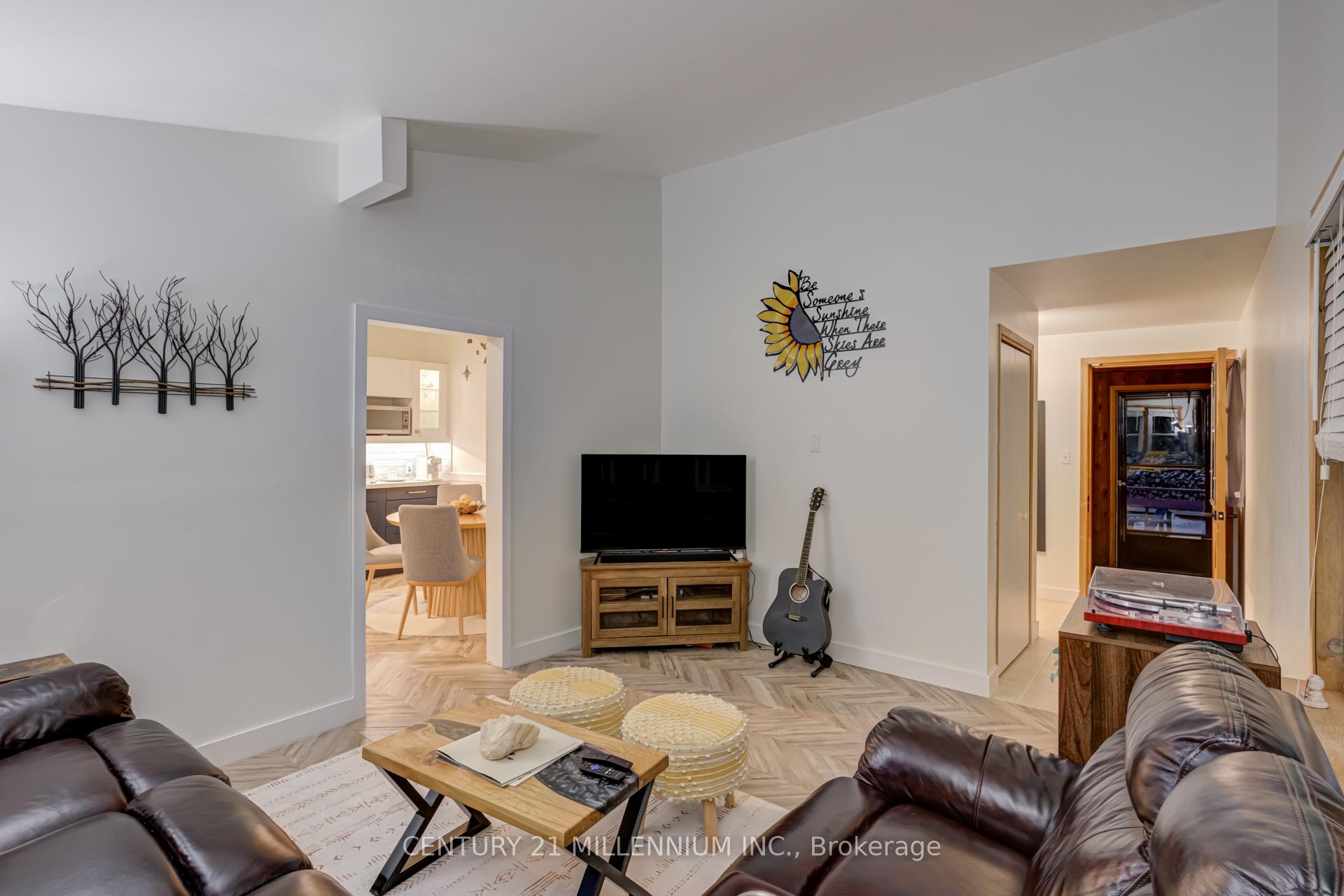 Photo 20 of 105 Silver Birch Drive, Tiny, Rural Tiny — HOMEH
