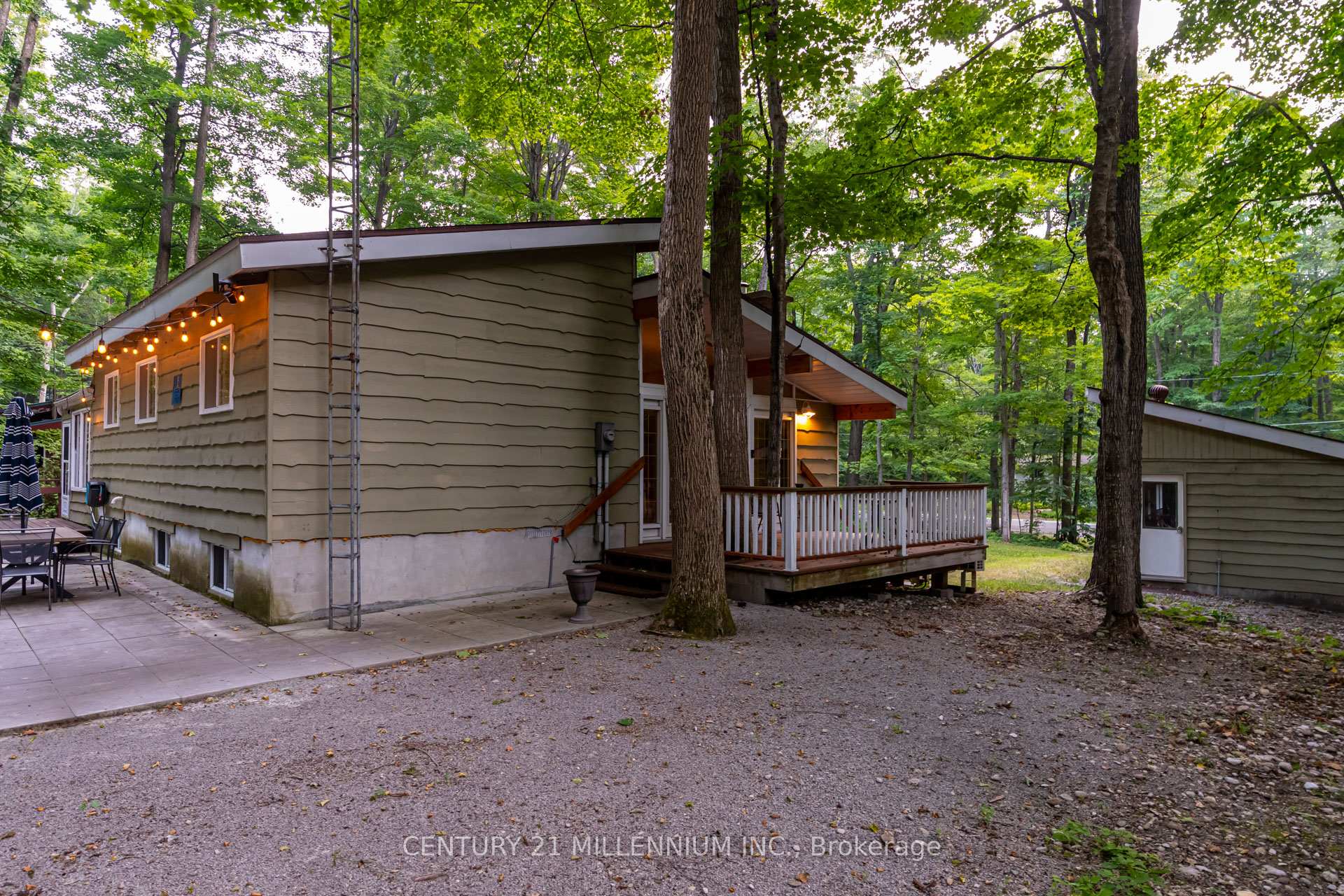 Photo 39 of 105 Silver Birch Drive, Tiny, Rural Tiny — HOMEH
