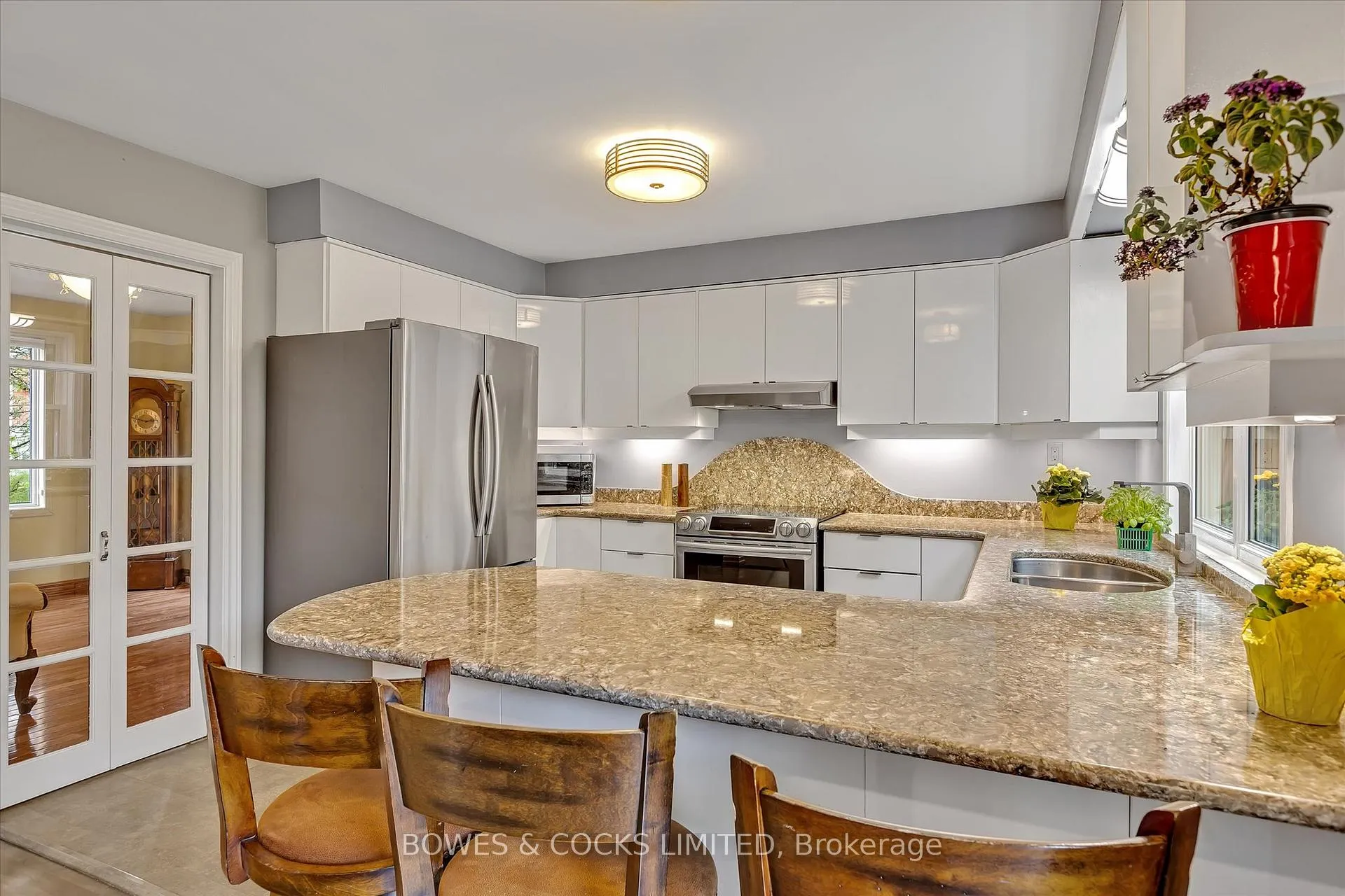 Photo 10 of 1543 Scollard Crescent, Peterborough, Ashburnham Ward 4 — HOMEH