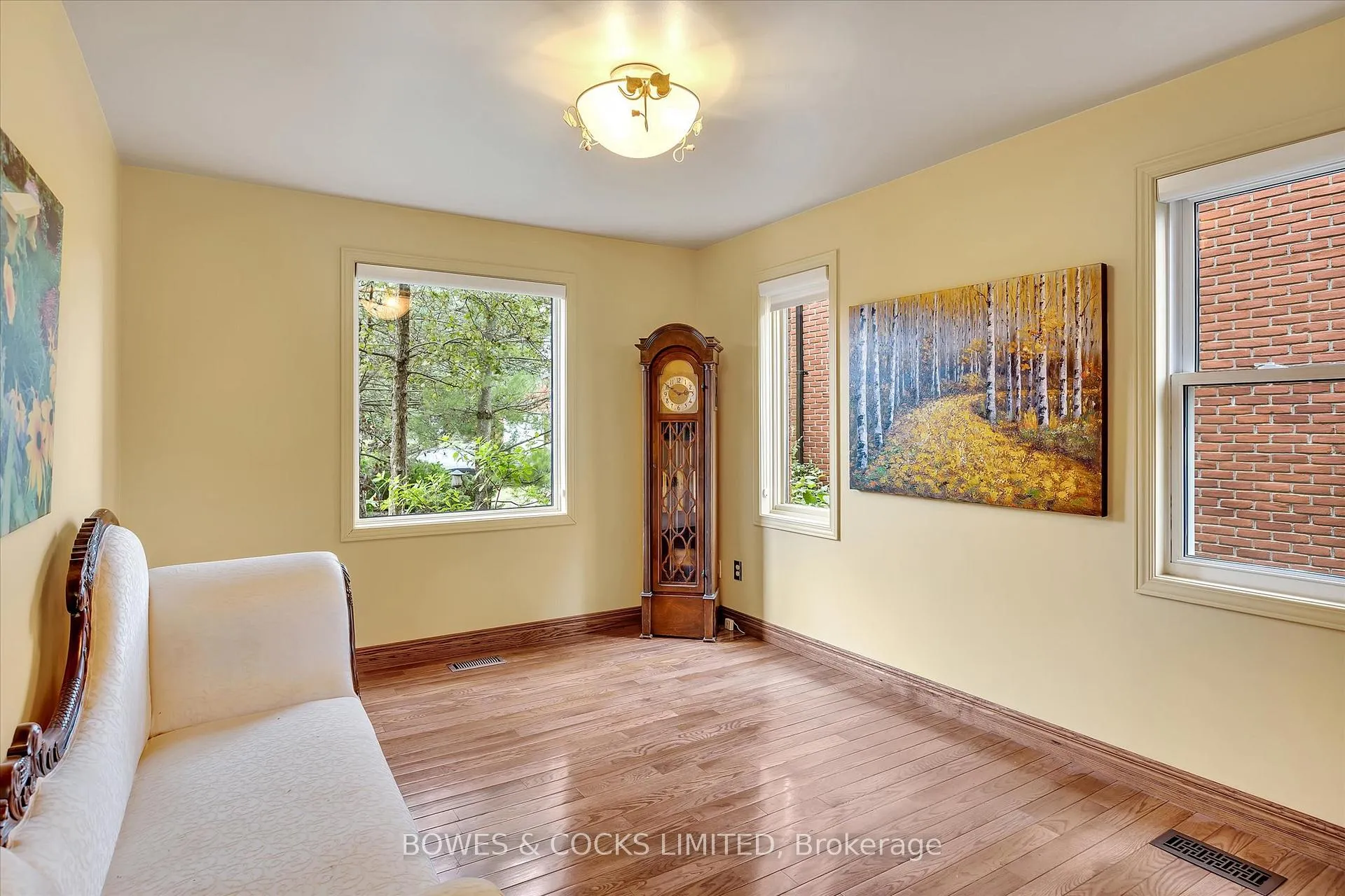 Photo 12 of 1543 Scollard Crescent, Peterborough, Ashburnham Ward 4 — HOMEH