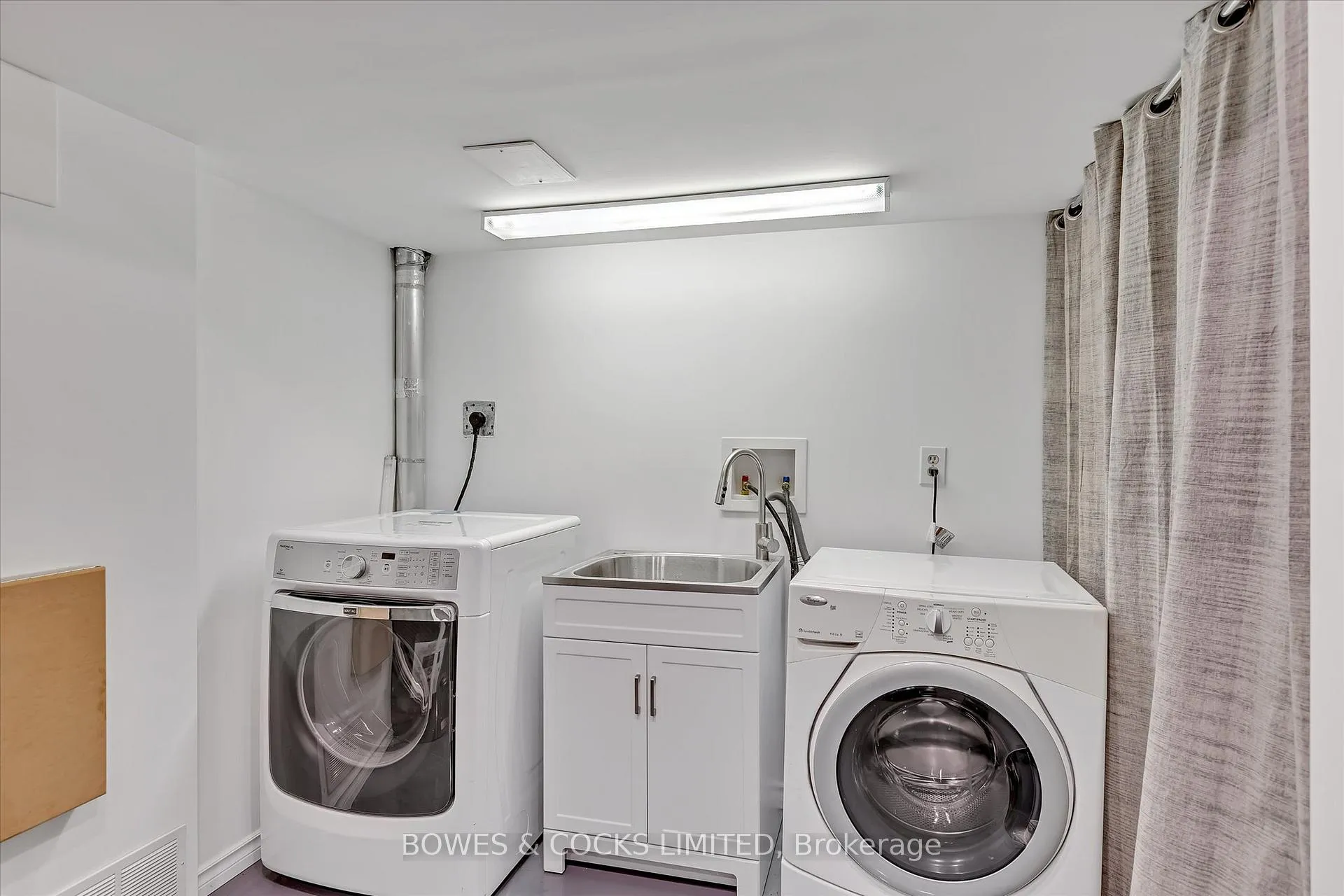 Photo 27 of 1543 Scollard Crescent, Peterborough, Ashburnham Ward 4 — HOMEH