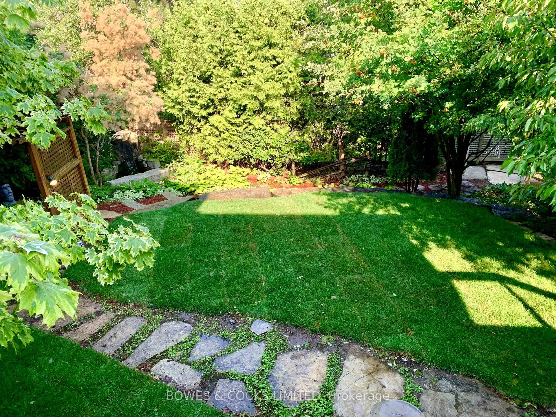 Photo 41 of 1543 Scollard Crescent, Peterborough, Ashburnham Ward 4 — HOMEH