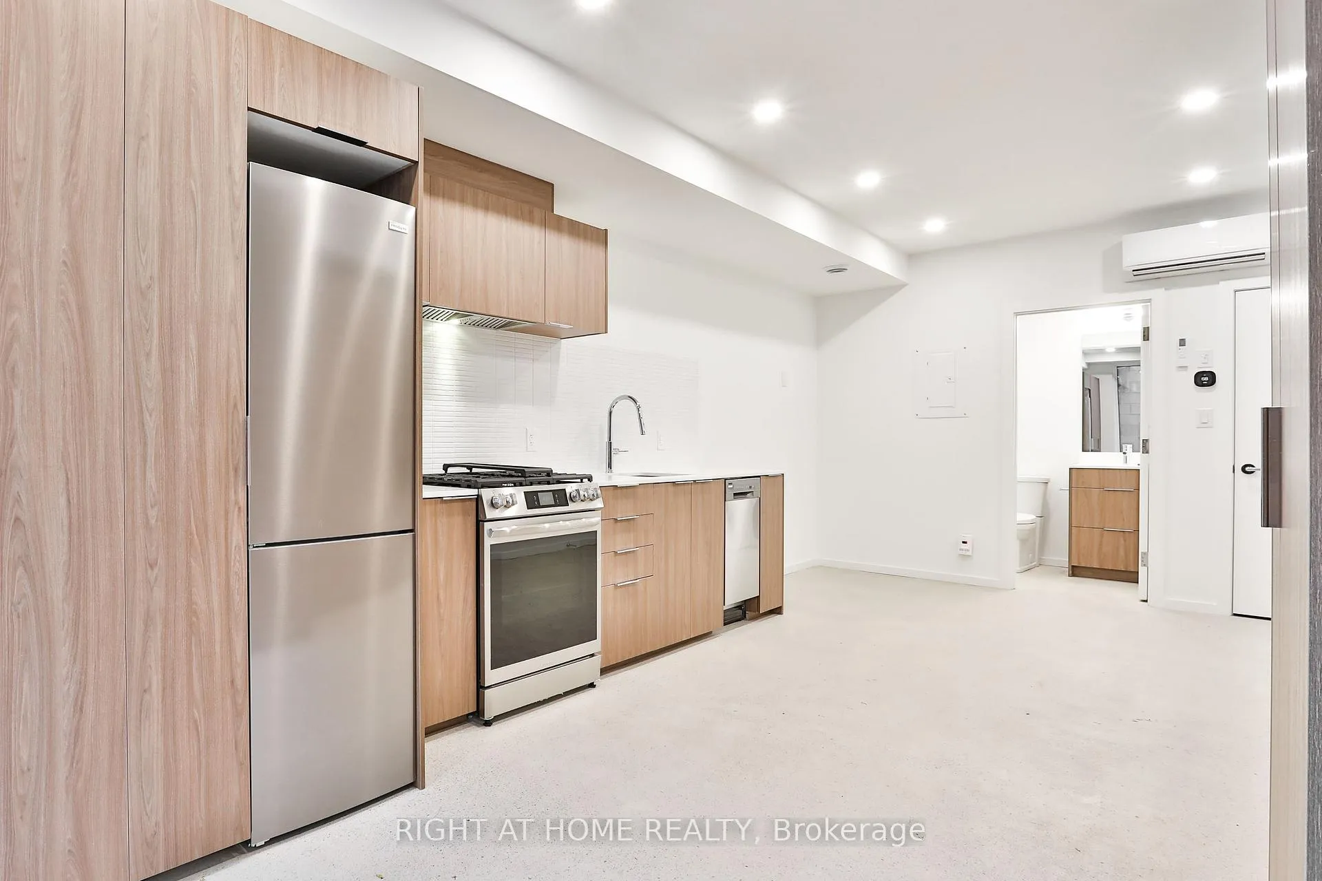 Front of Unit 3, 68 Foxley Street