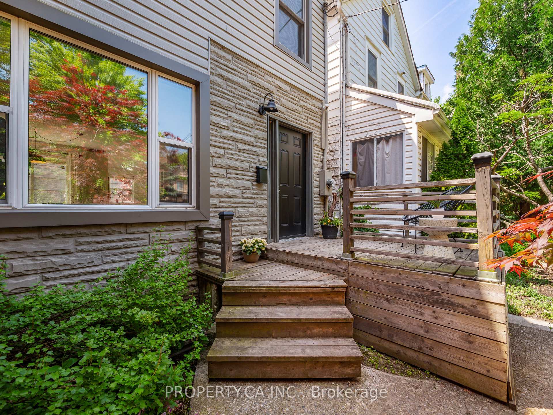 Photo 4 of 142 Galt Avenue, Toronto, South Riverdale — HOMEH