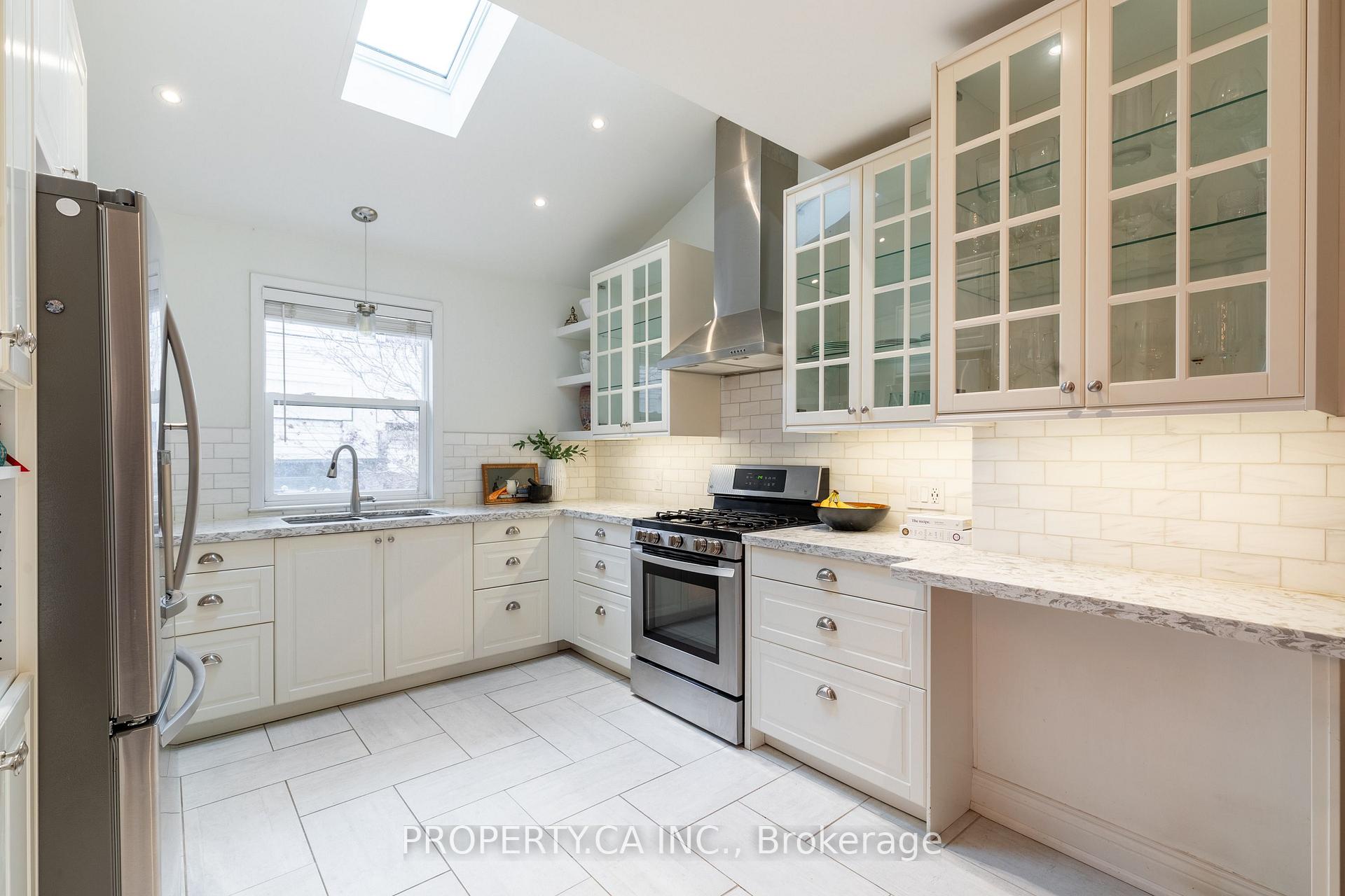 Photo 14 of 142 Galt Avenue, Toronto, South Riverdale — HOMEH