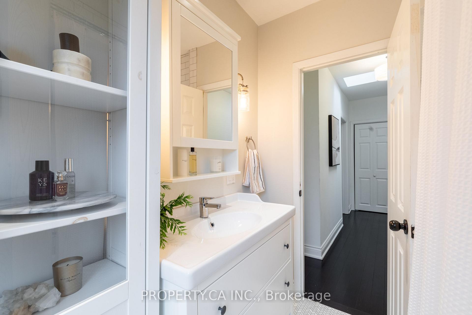 Photo 24 of 142 Galt Avenue, Toronto, South Riverdale — HOMEH