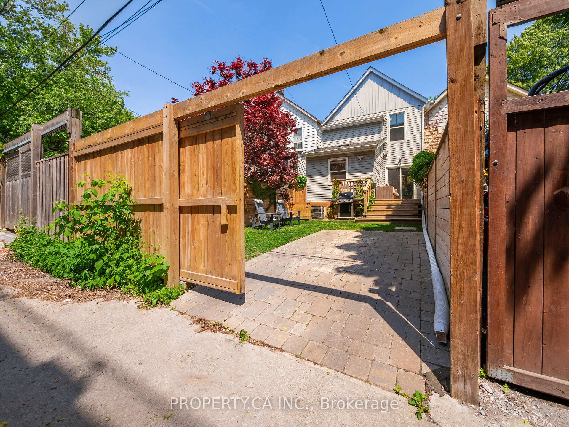 Photo 36 of 142 Galt Avenue, Toronto, South Riverdale — HOMEH