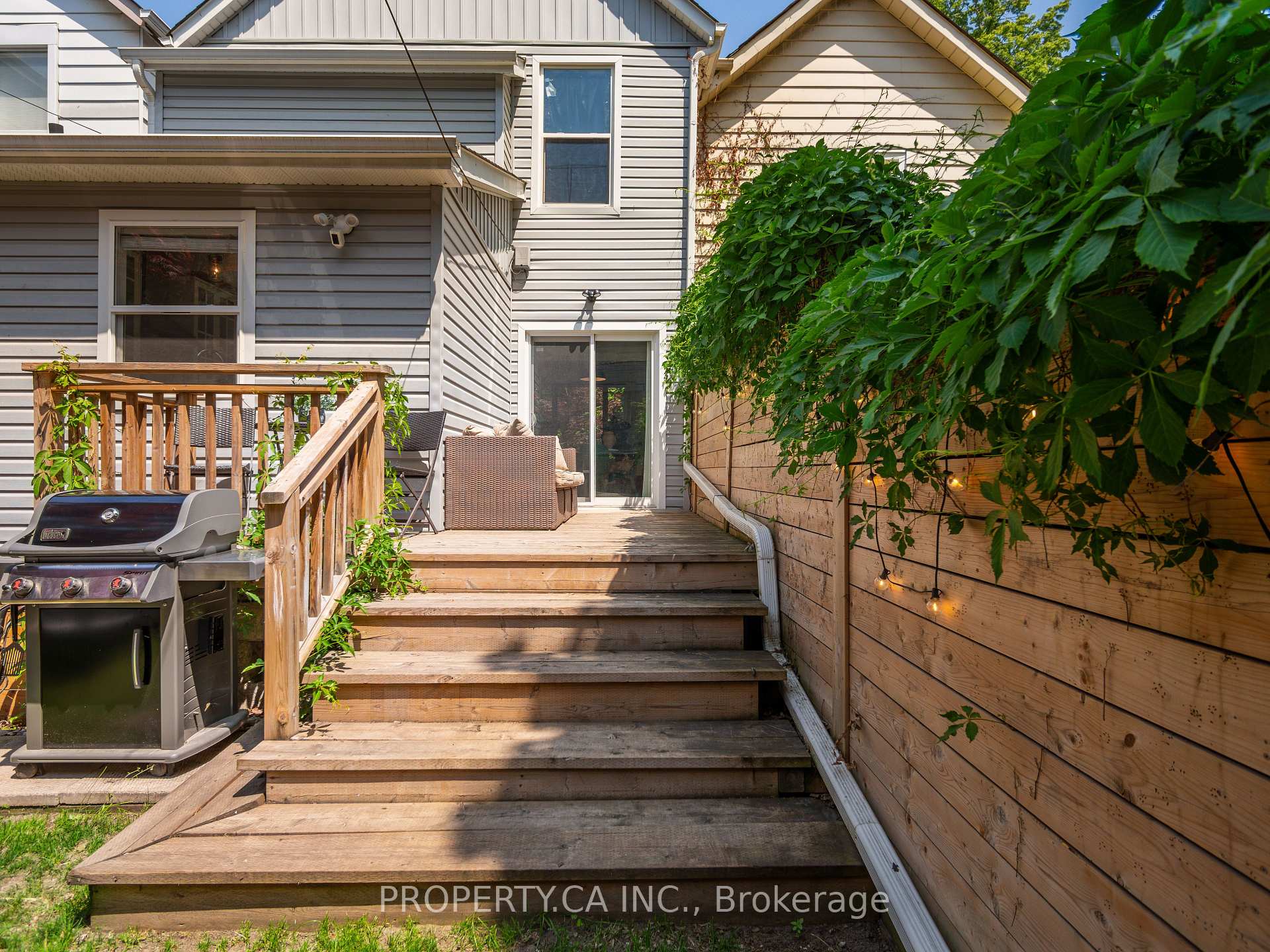 Photo 37 of 142 Galt Avenue, Toronto, South Riverdale — HOMEH