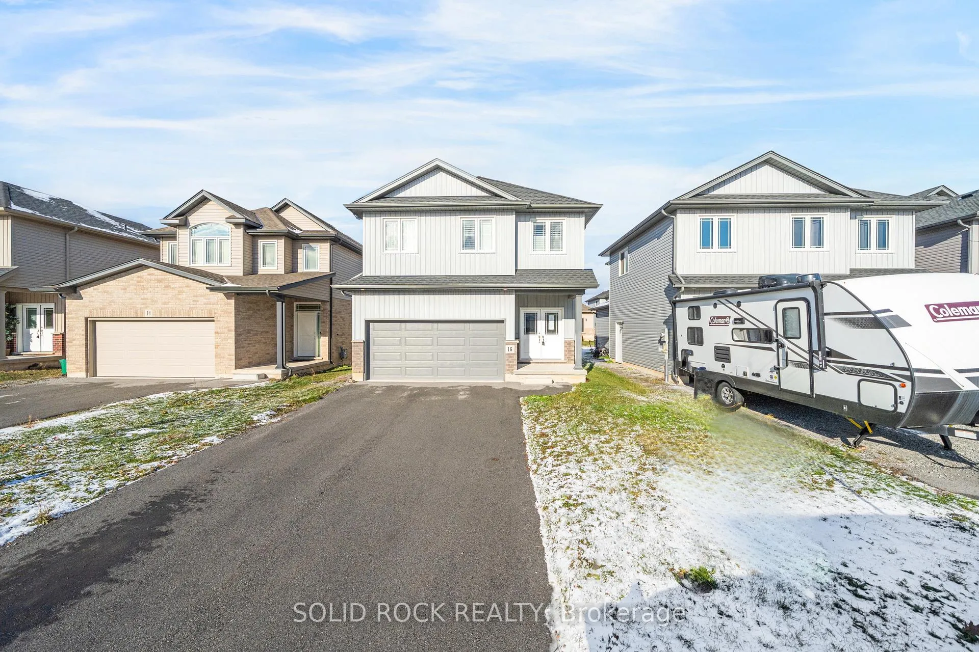 Photo 1 of 16 Bowman Crescent, Thorold, Hurricane/Merrittville — HOMEH