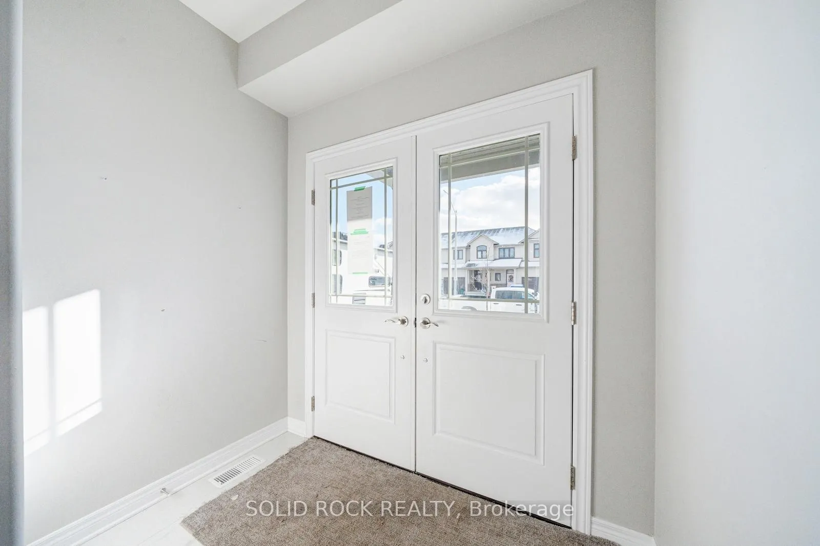 Photo 5 of 16 Bowman Crescent, Thorold, Hurricane/Merrittville — HOMEH