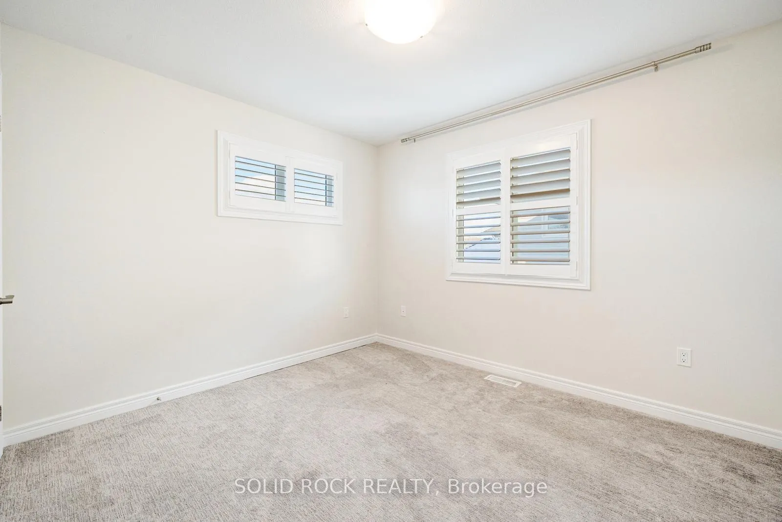 Photo 35 of 16 Bowman Crescent, Thorold, Hurricane/Merrittville — HOMEH