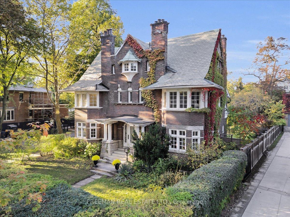 Photo 1 of 74 Chestnut Park Road, Toronto, Rosedale-Moore Park — HOMEH