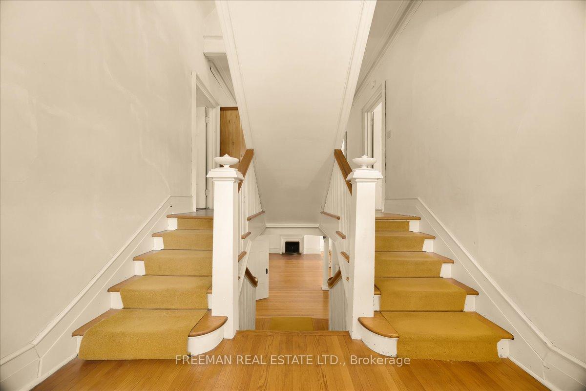 Photo 16 of 74 Chestnut Park Road, Toronto, Rosedale-Moore Park — HOMEH