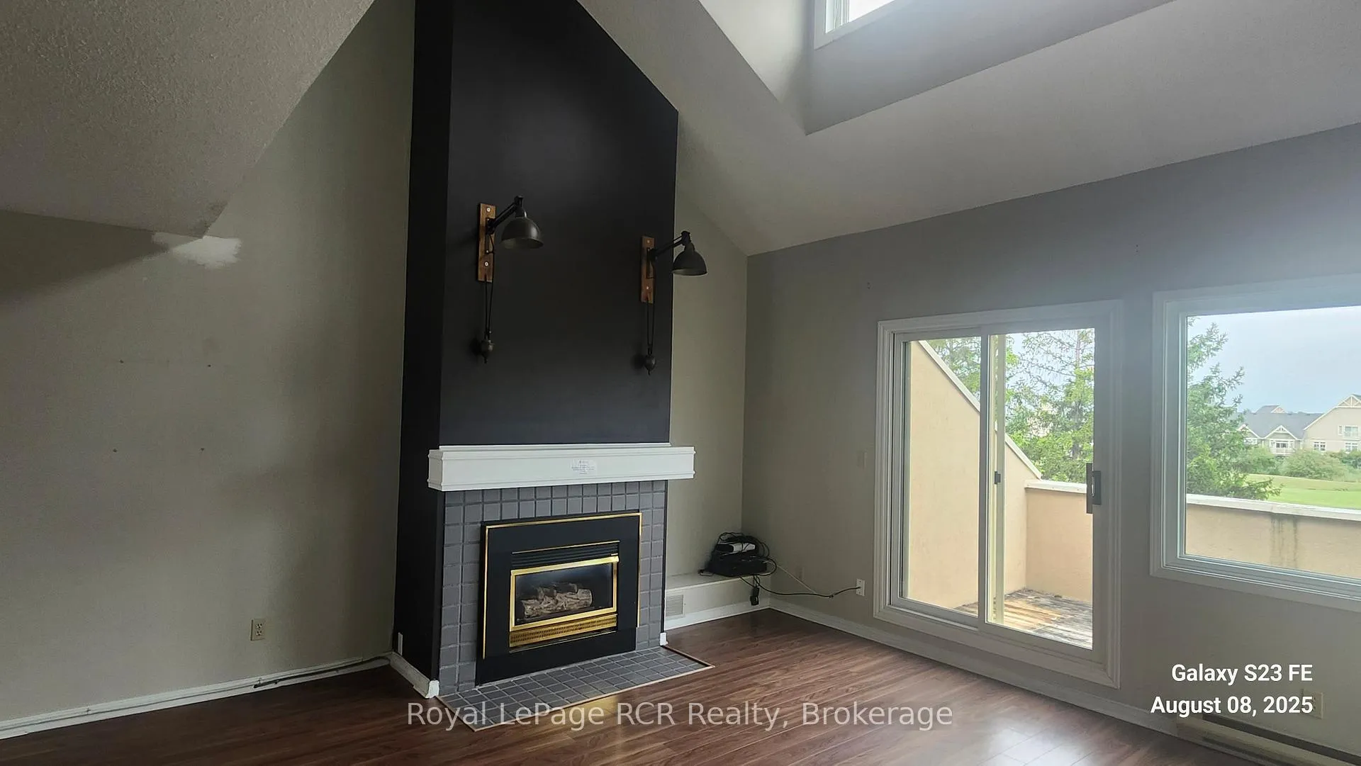 Photo 6 of Unit 220, 107 Wintergreen Place, Blue Mountains — HOMEH