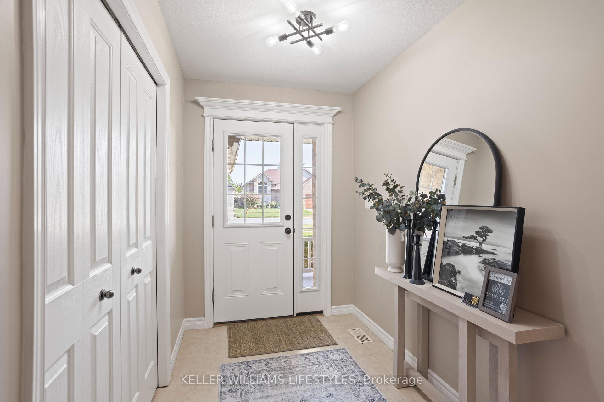 Photo 3 of 368 Darcy Drive, Strathroy-Caradoc, NE — HOMEH