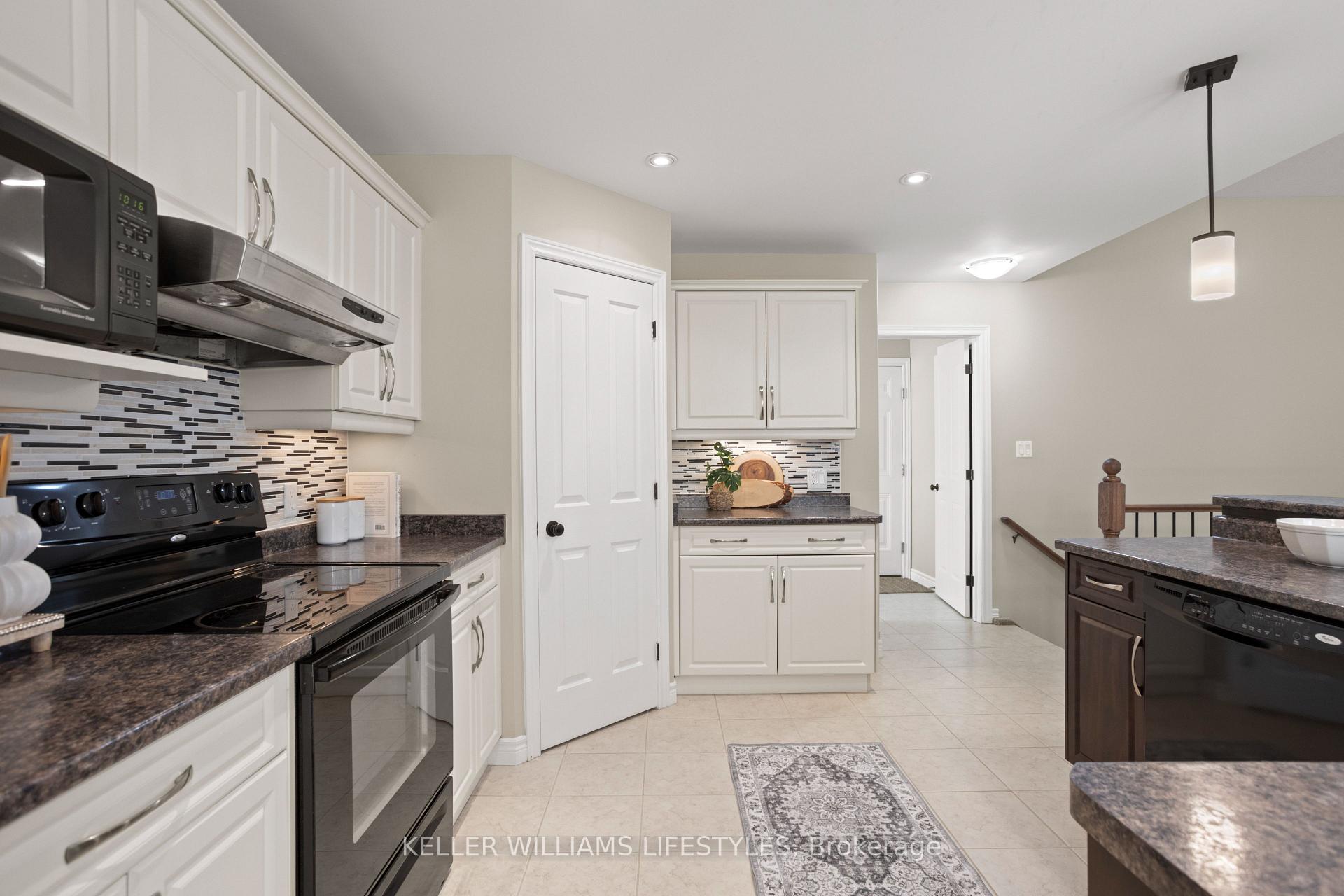 Photo 10 of 368 Darcy Drive, Strathroy-Caradoc, NE — HOMEH