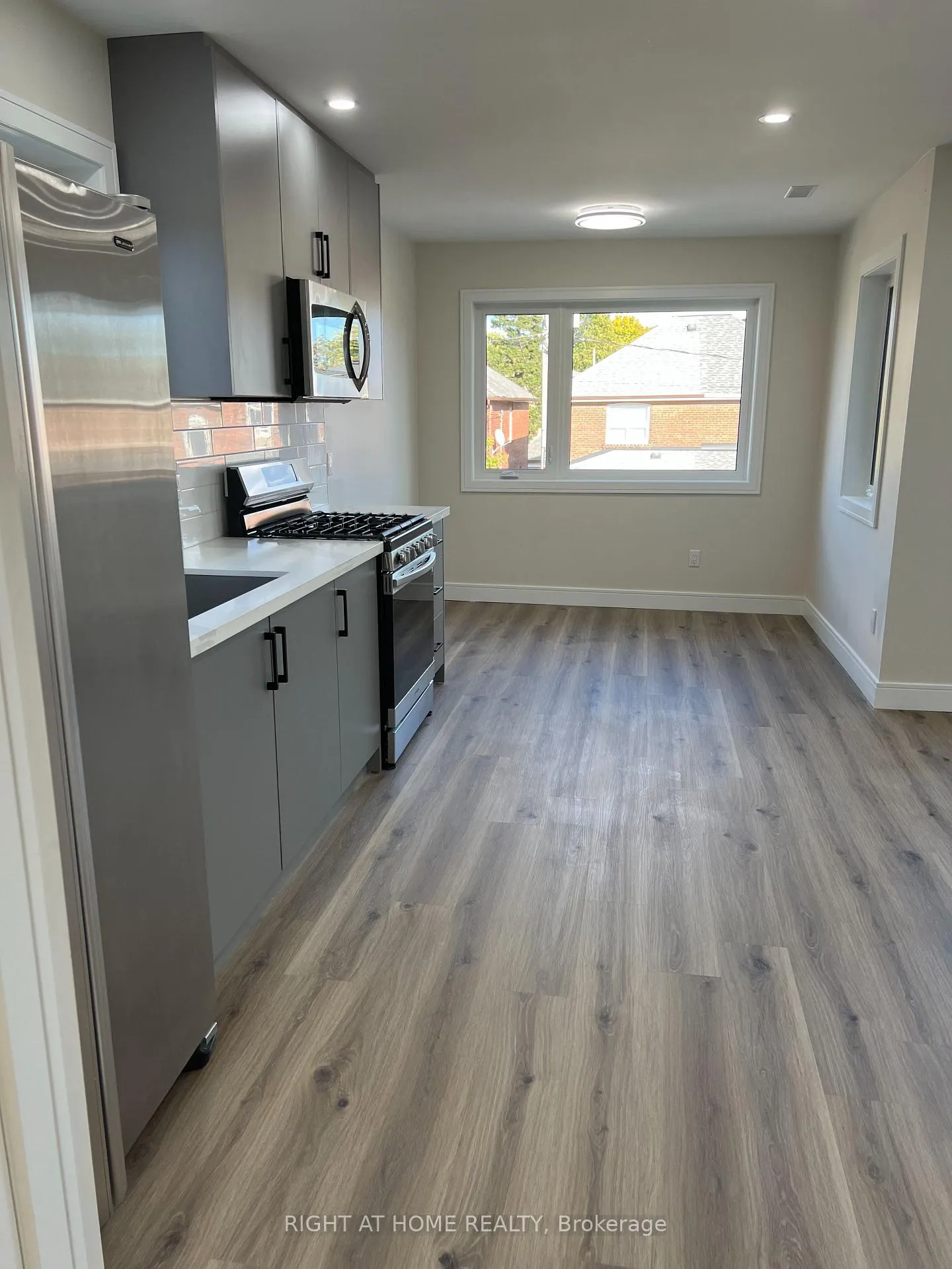 Photo 17 of Unit 3, 32 Cadorna Avenue, Toronto, Danforth Village-East York — HOMEH