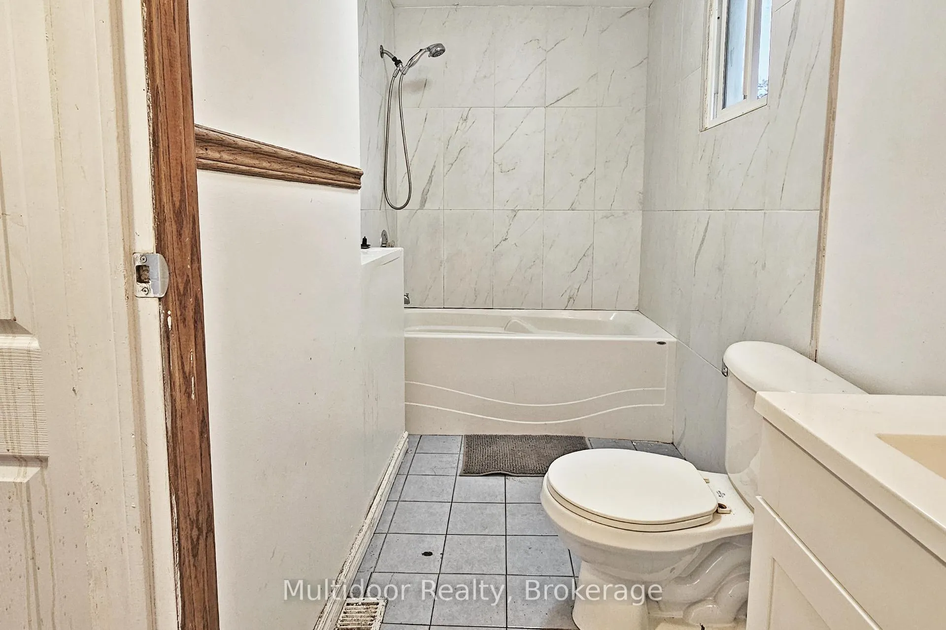 Photo 8 of 260 Glebemount Avenue, Toronto, Danforth Village-East York — HOMEH