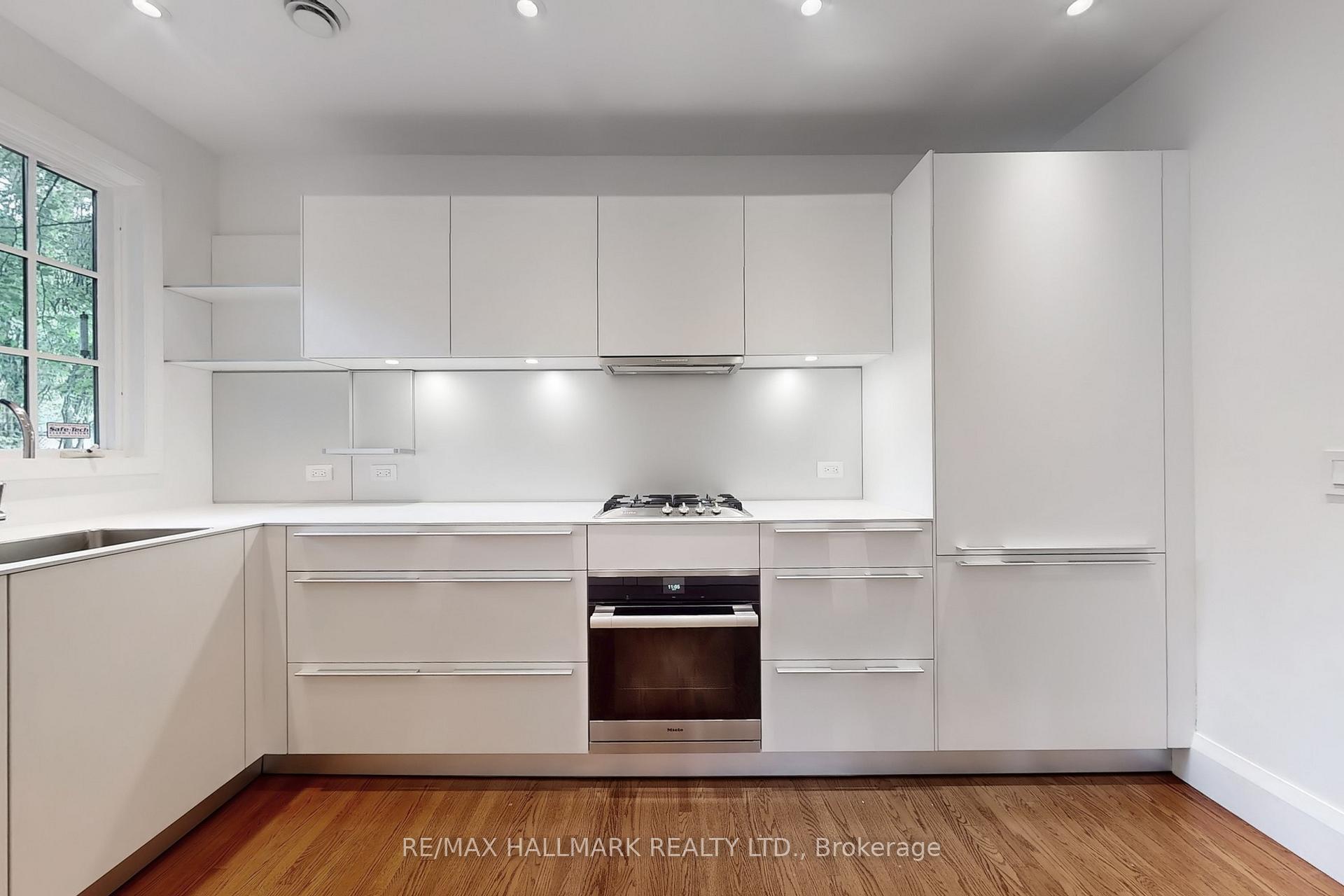 Photo 11 of 41 Rosedale Heights Drive, Toronto, Rosedale-Moore Park — HOMEH