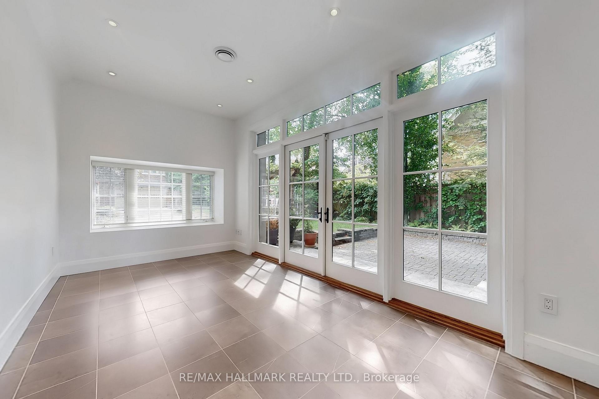 Photo 12 of 41 Rosedale Heights Drive, Toronto, Rosedale-Moore Park — HOMEH