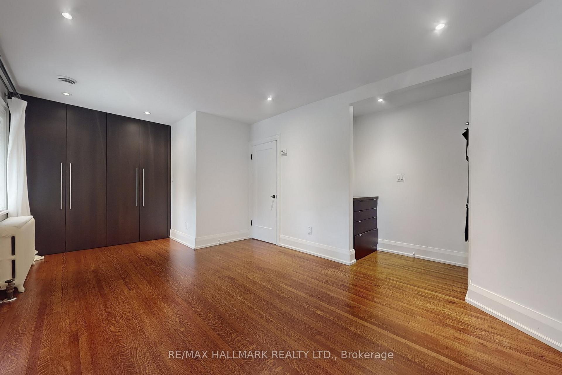 Photo 15 of 41 Rosedale Heights Drive, Toronto, Rosedale-Moore Park — HOMEH