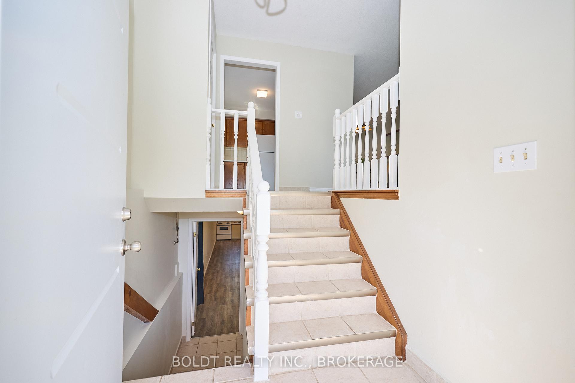 Photo 4 of 17-19 Colborne Street, Thorold, Thorold Downtown — HOMEH